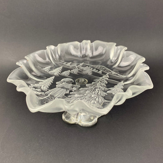 Mikasa Christmas Wonderland Pedestal Plate