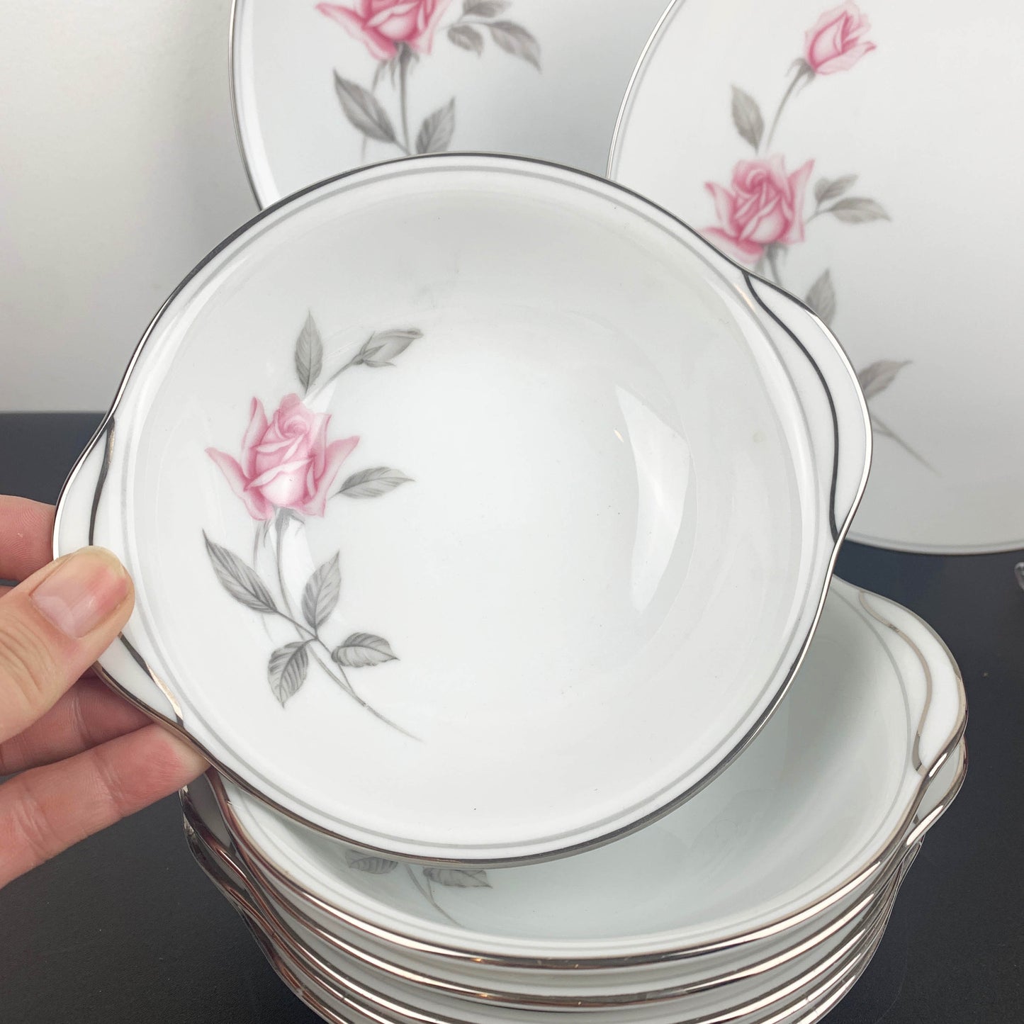 Noritake 'Rosemarie' dinnerware