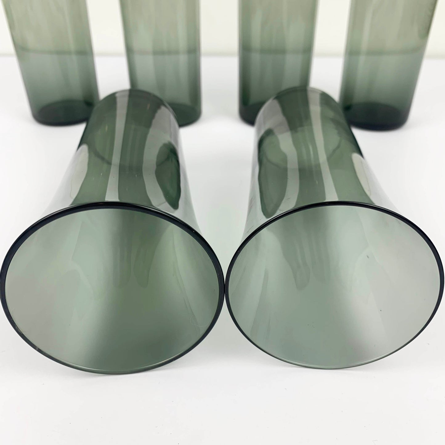 Kaj Franck 'Trumpetti' glass hand made difference in glass thickness shown