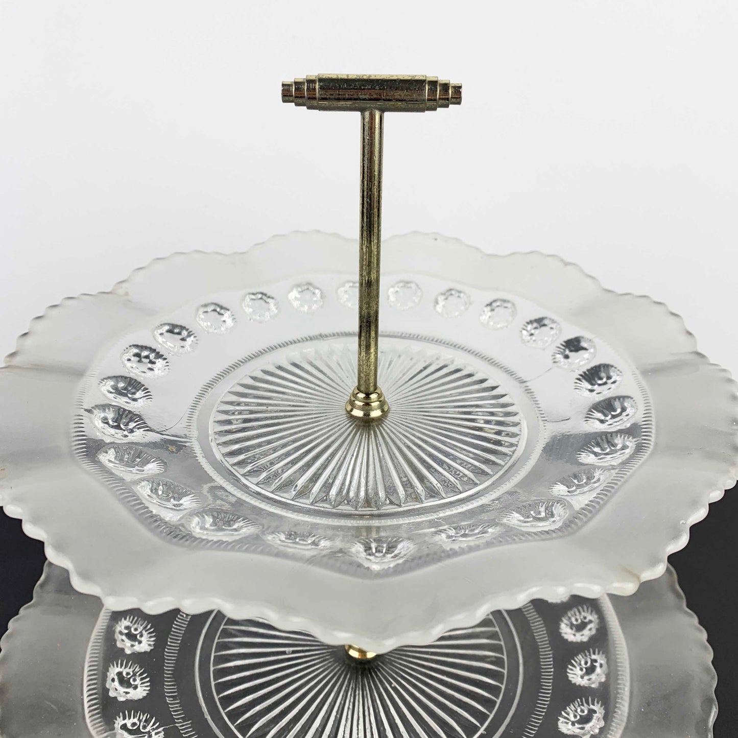 Davidson Glass 'Blackberry Prunt' 2 Tier Dessert Stand