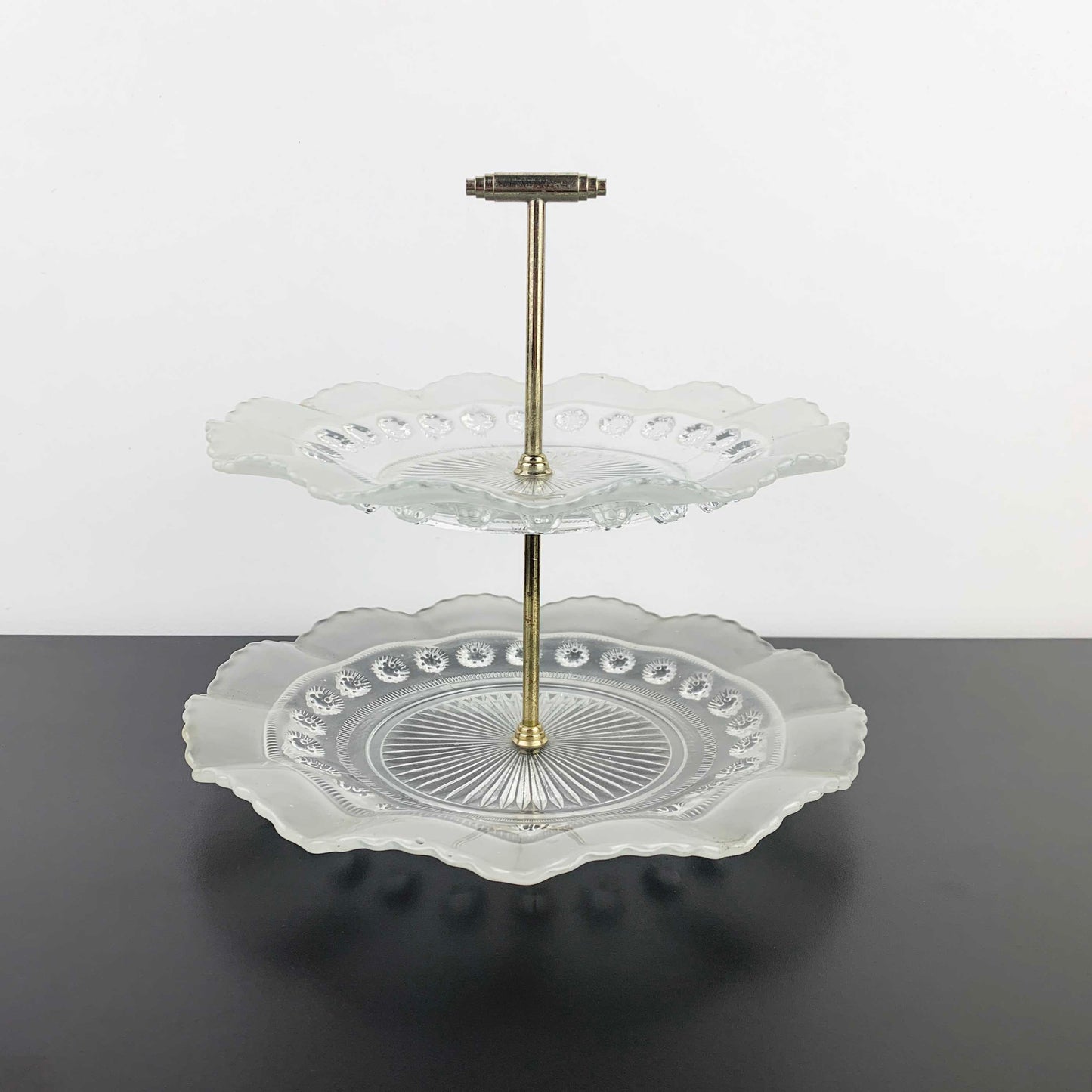 Davidson Glass 'Blackberry Prunt' 2 tier cake and dessert stand