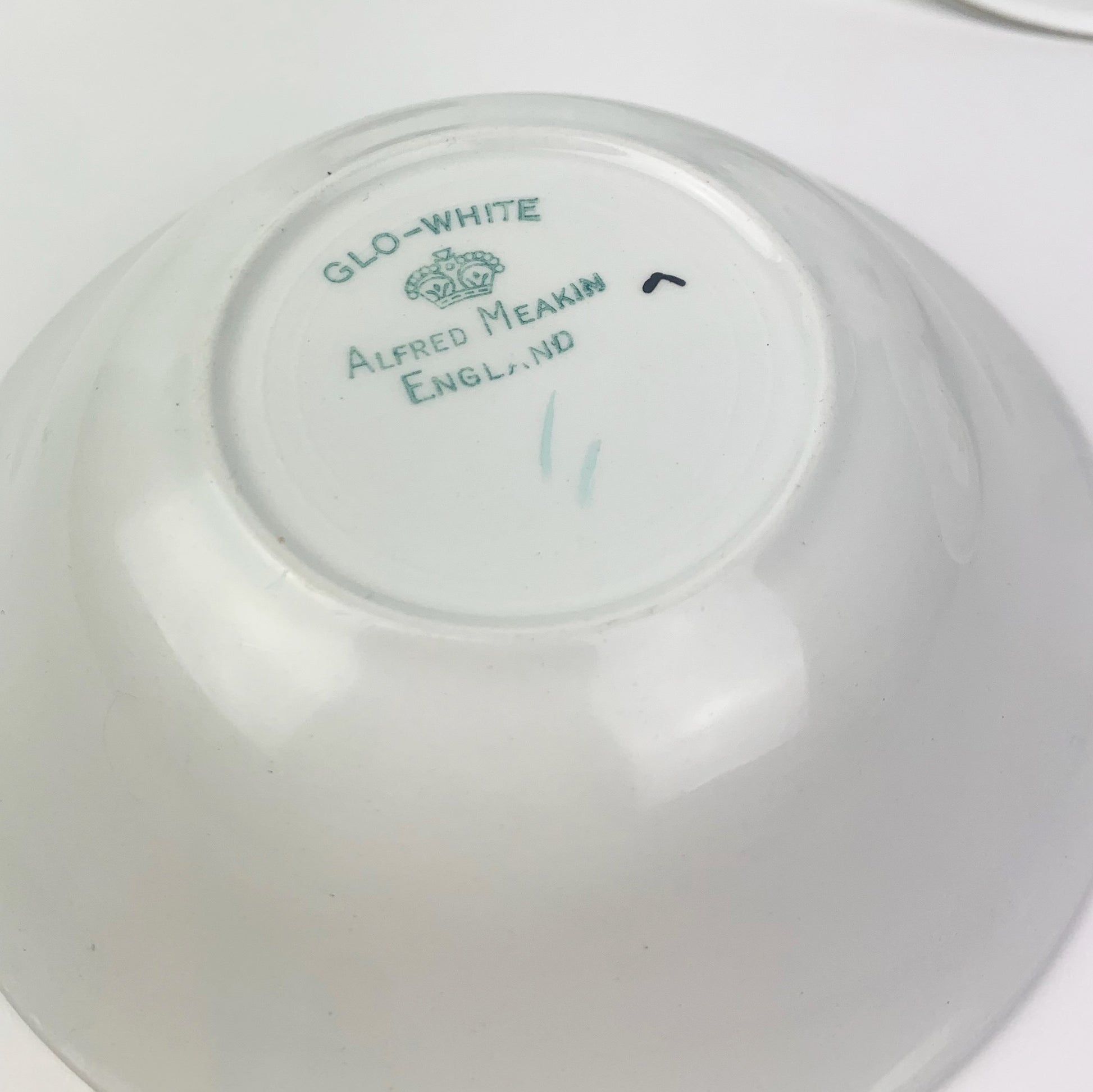 Alfred Meakin Glo White manufacturers marking
