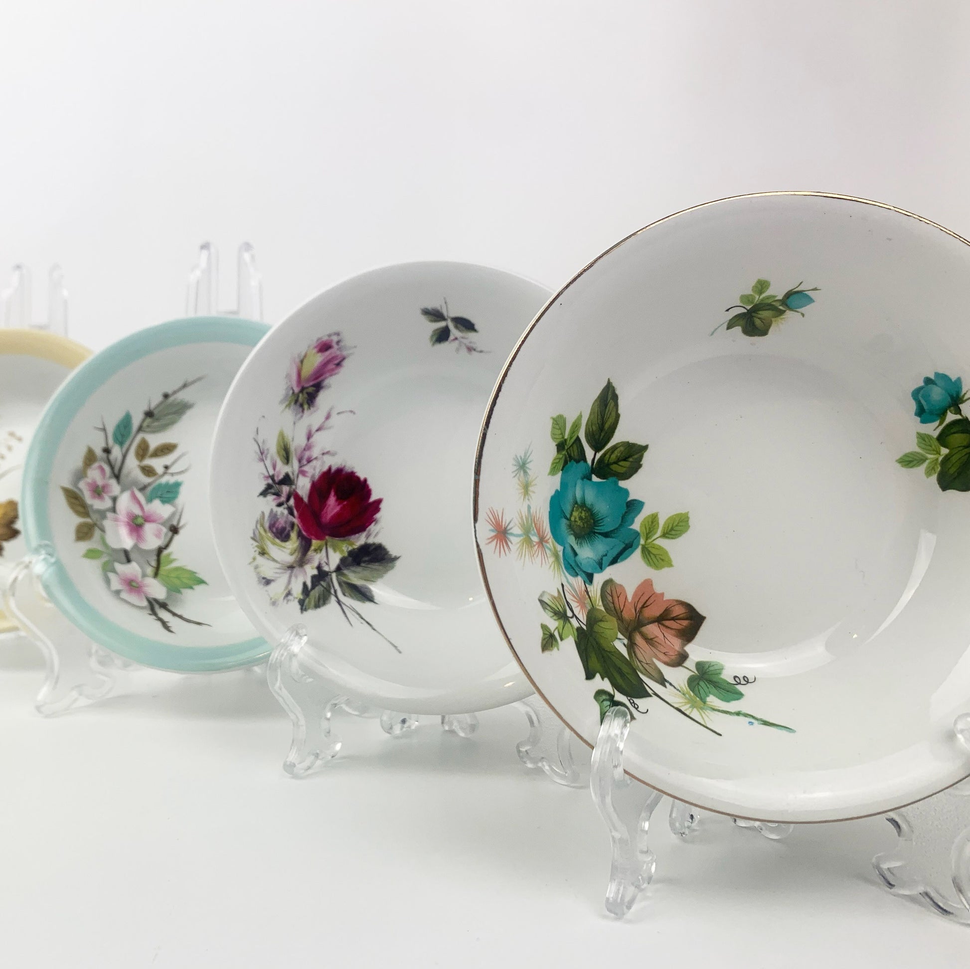 Alfred Meakin pretty mismatched bowl set