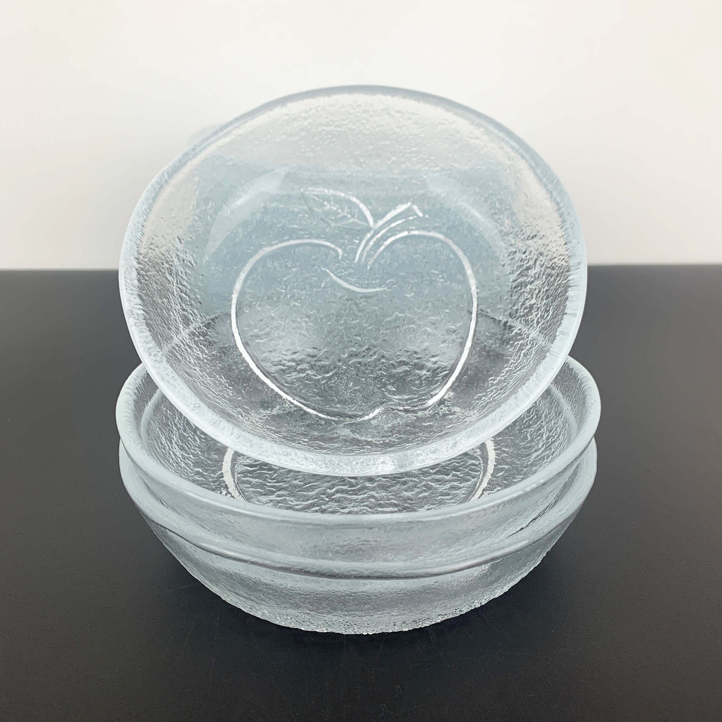 Hirota Glass Apple Embossed Dinnerware