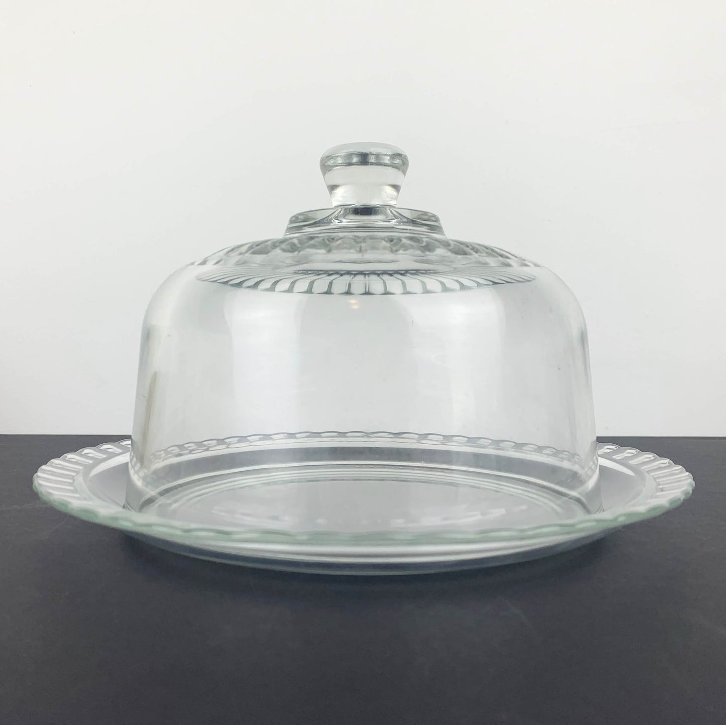 Arcoroc France cheese plate with dome lid