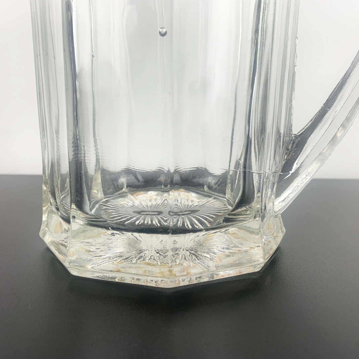 Davidson Glass 'Chippendale' Quart Jug No.283