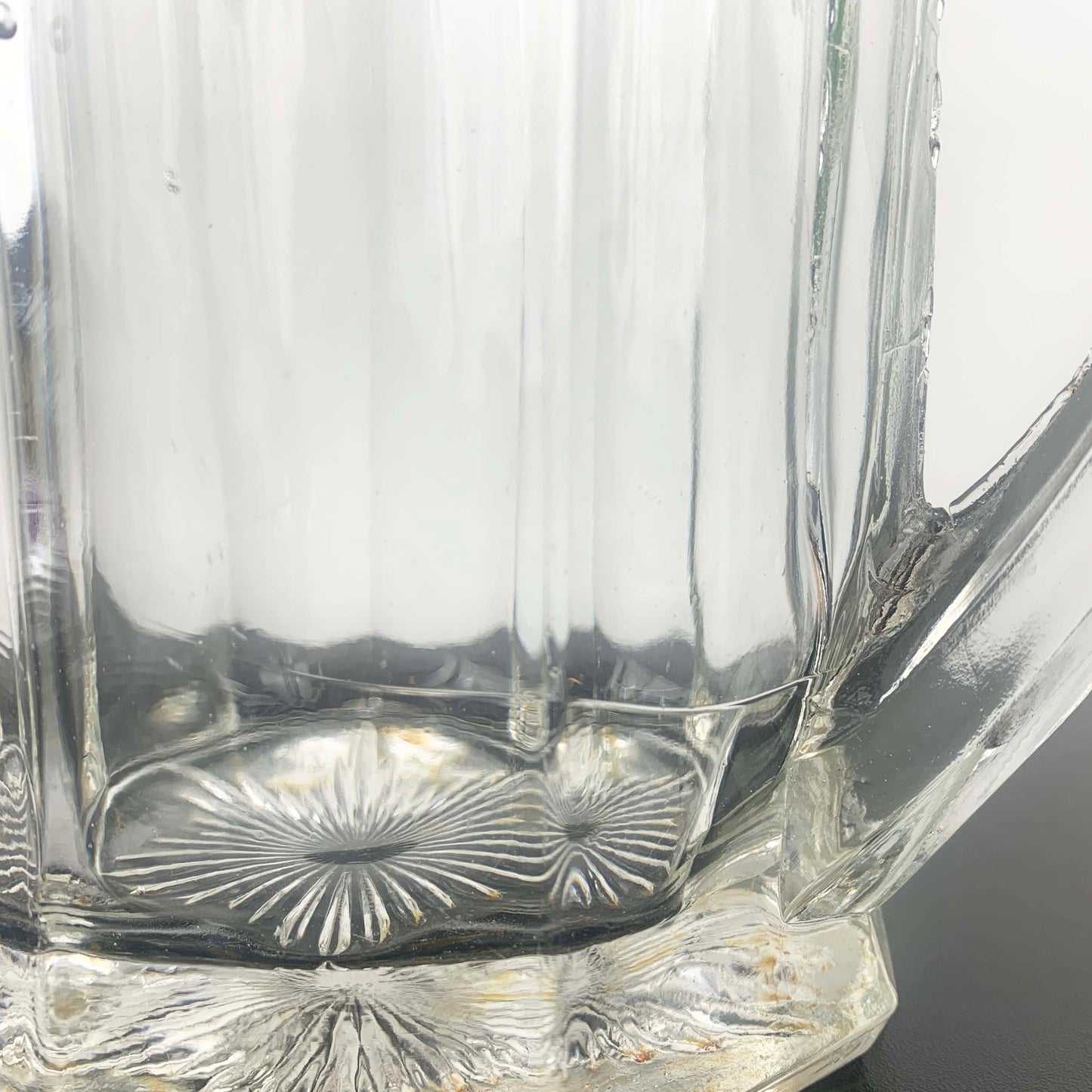 Davidson Glass 'Chippendale' Quart Jug No.283