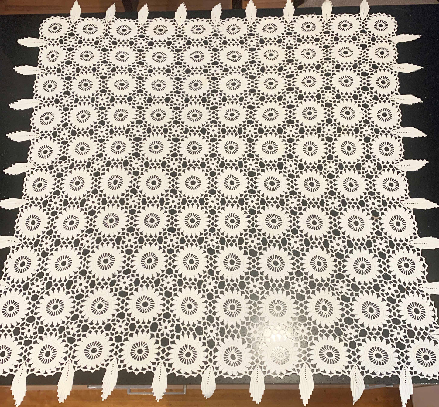 Art Deco Lace Crochet Supper Cloth