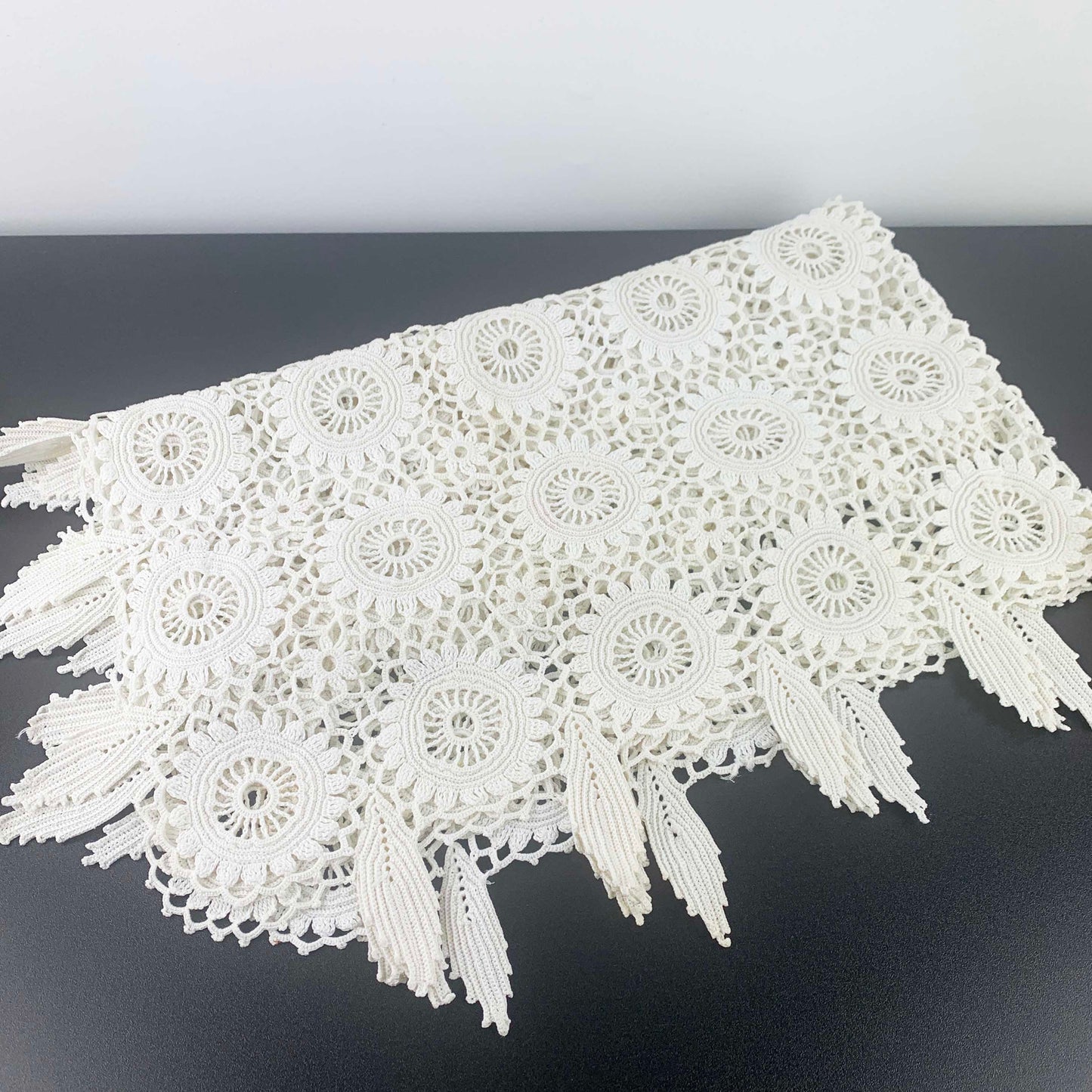 Art Deco Lace Crochet Supper Cloth