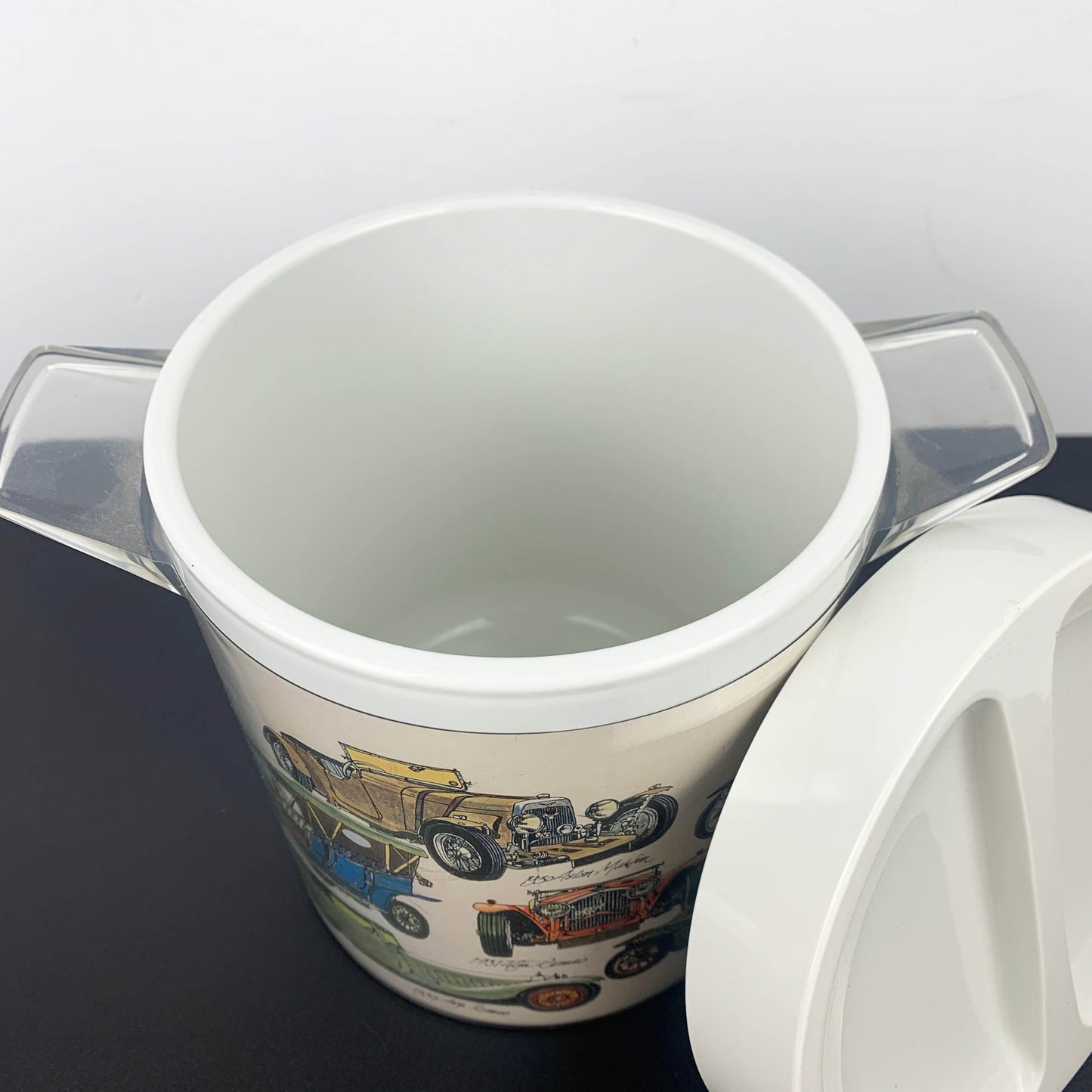 Retro Automobiles Plastic Ice Bucket