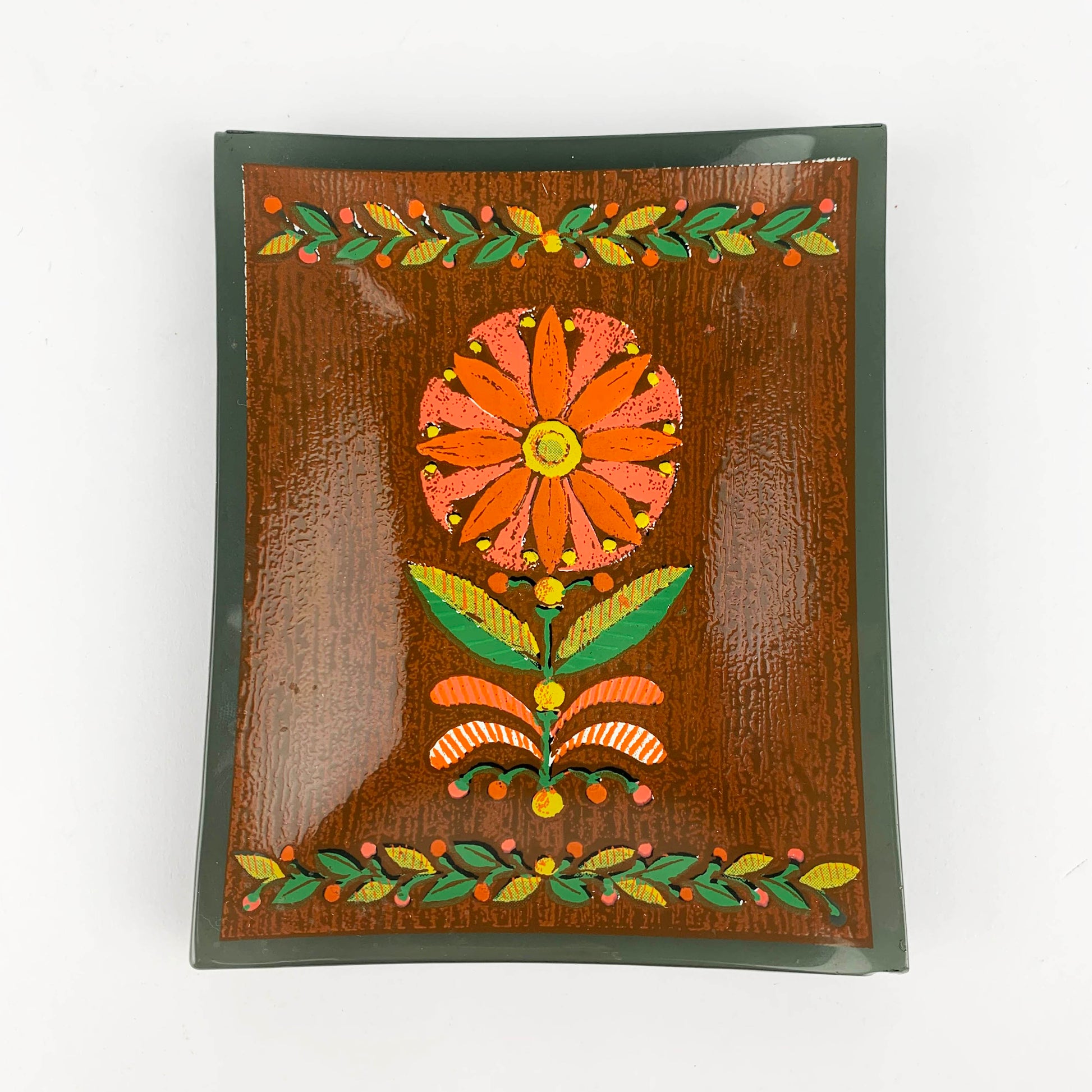 Hand painted art detail of bohemian glass plates