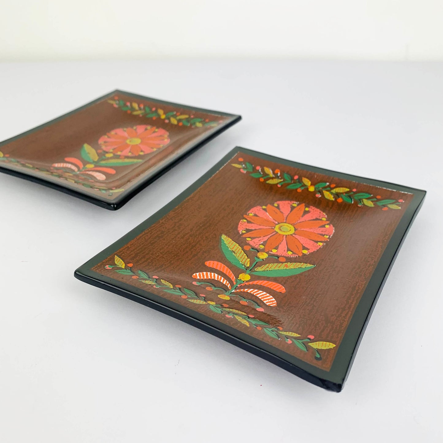 Vintage bohemian art glass mini plates