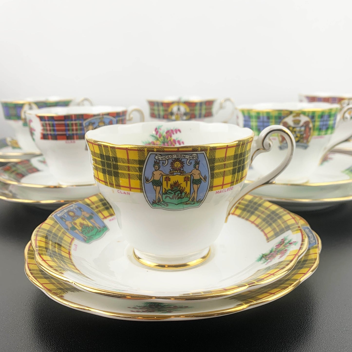 Royal Standard Bonnie Scotland Trios with Clan Crests