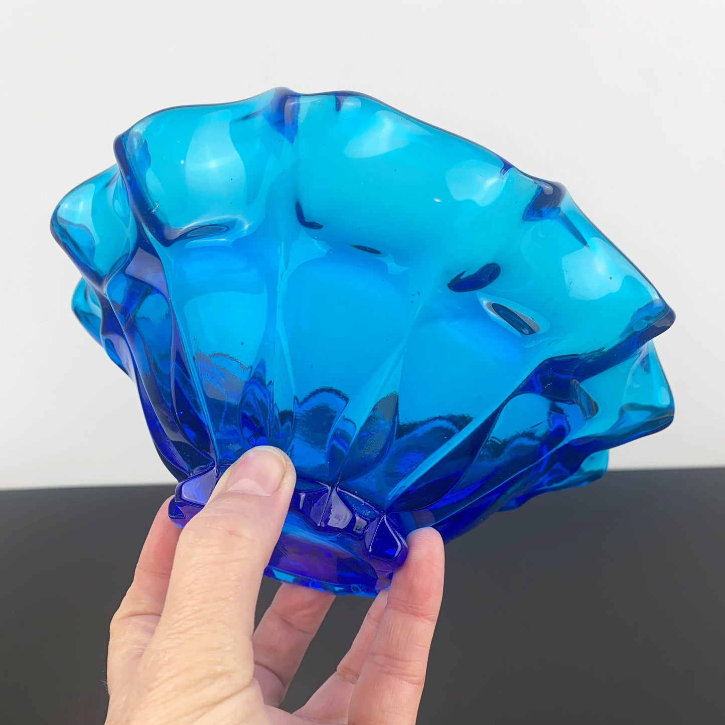 Fenton Ruffled Bowl in Colonial Blue
