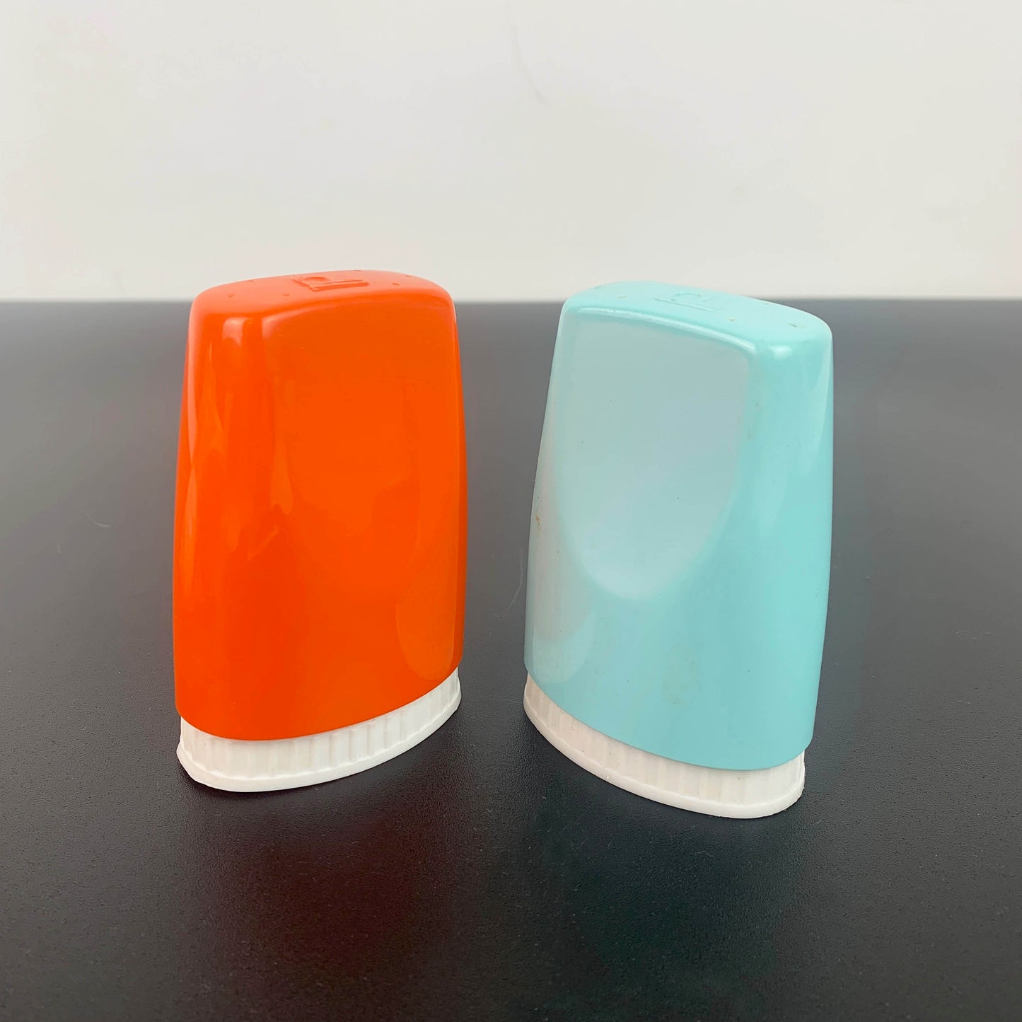 BX Plastics 'Capri' Salt and Pepper Squeezers