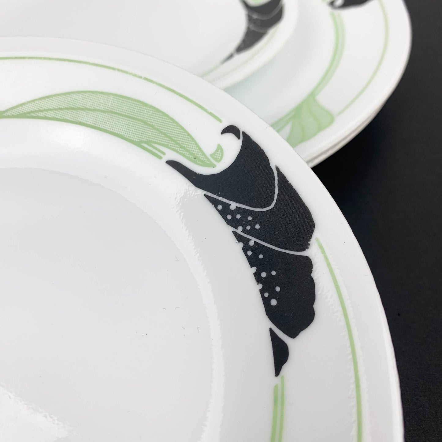 Corelle 'Black Orchid' Dinnerware Set