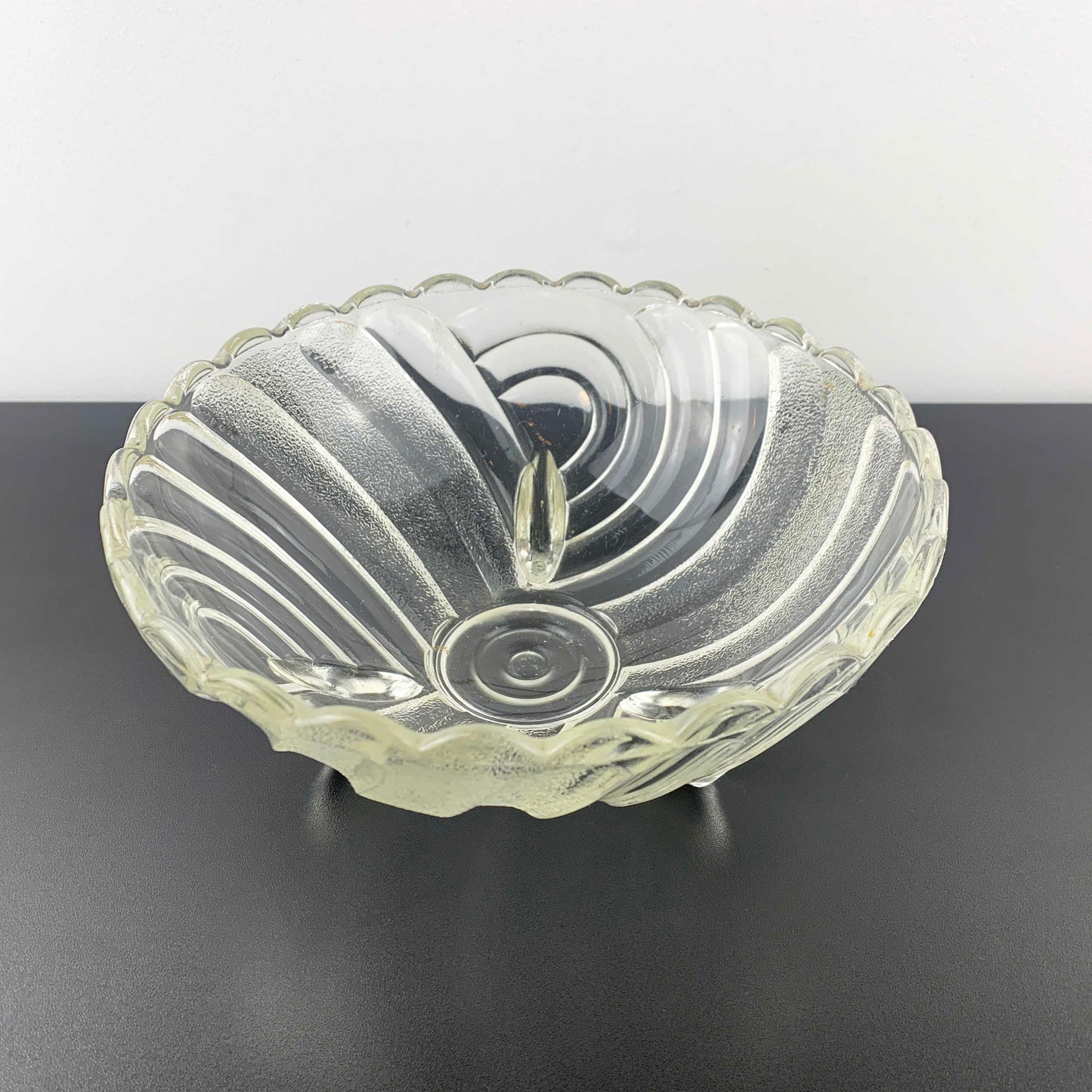 Crown Glass 'Harlequin' Master Bowl No. 1522