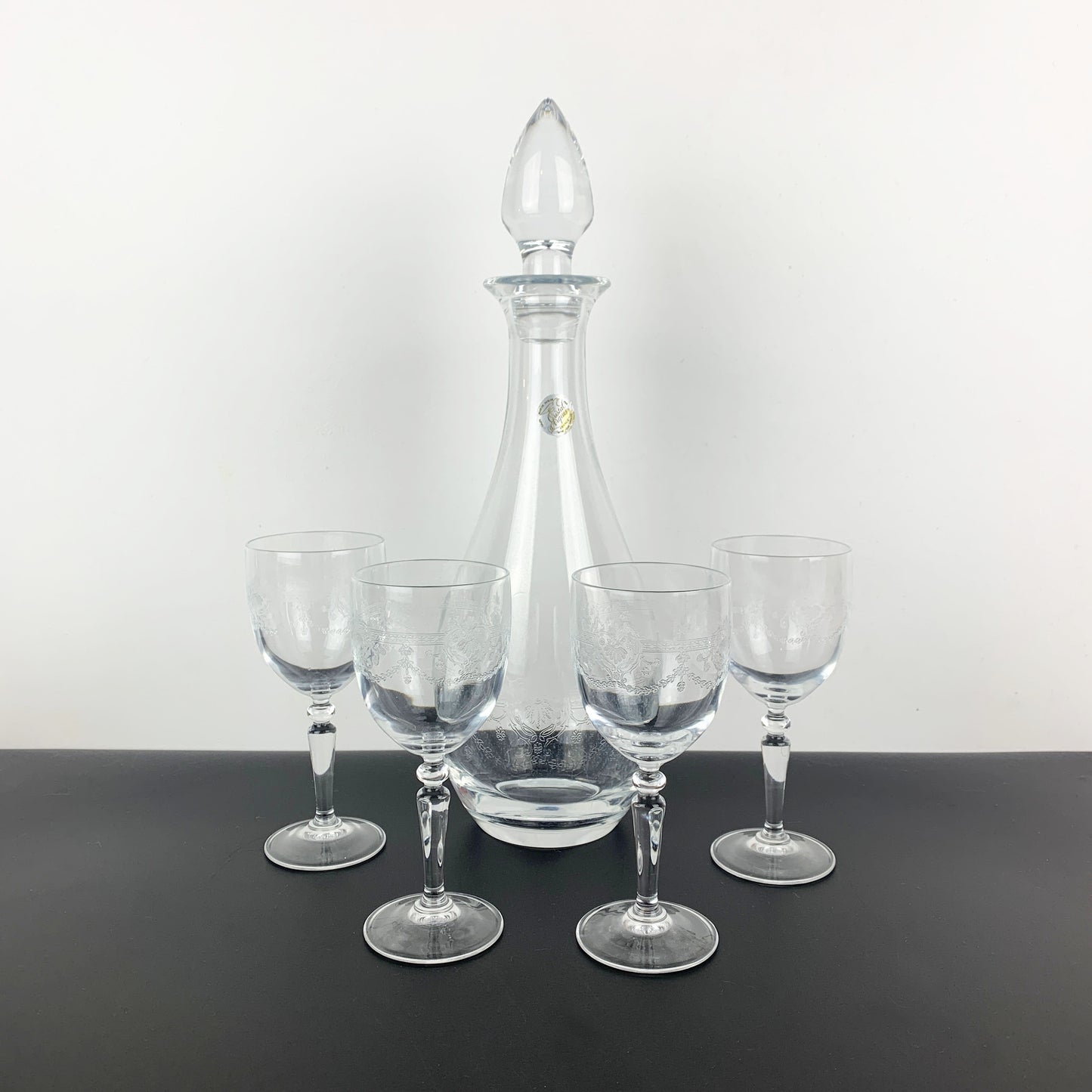 Cristal D'Arques 'Dampierre' Etched Decanter Set