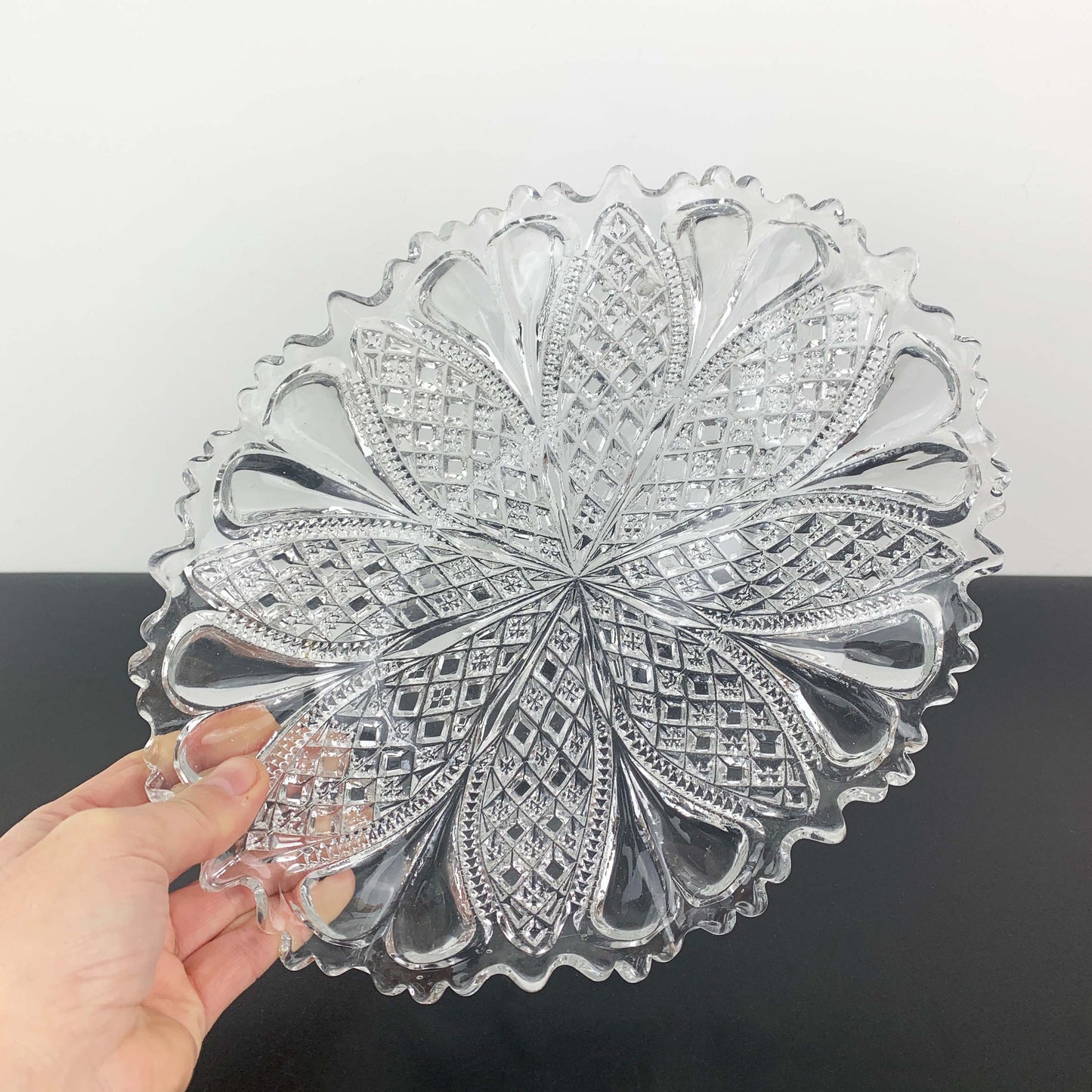 Davidson Glass 'William and Mary' Bowl c.1903