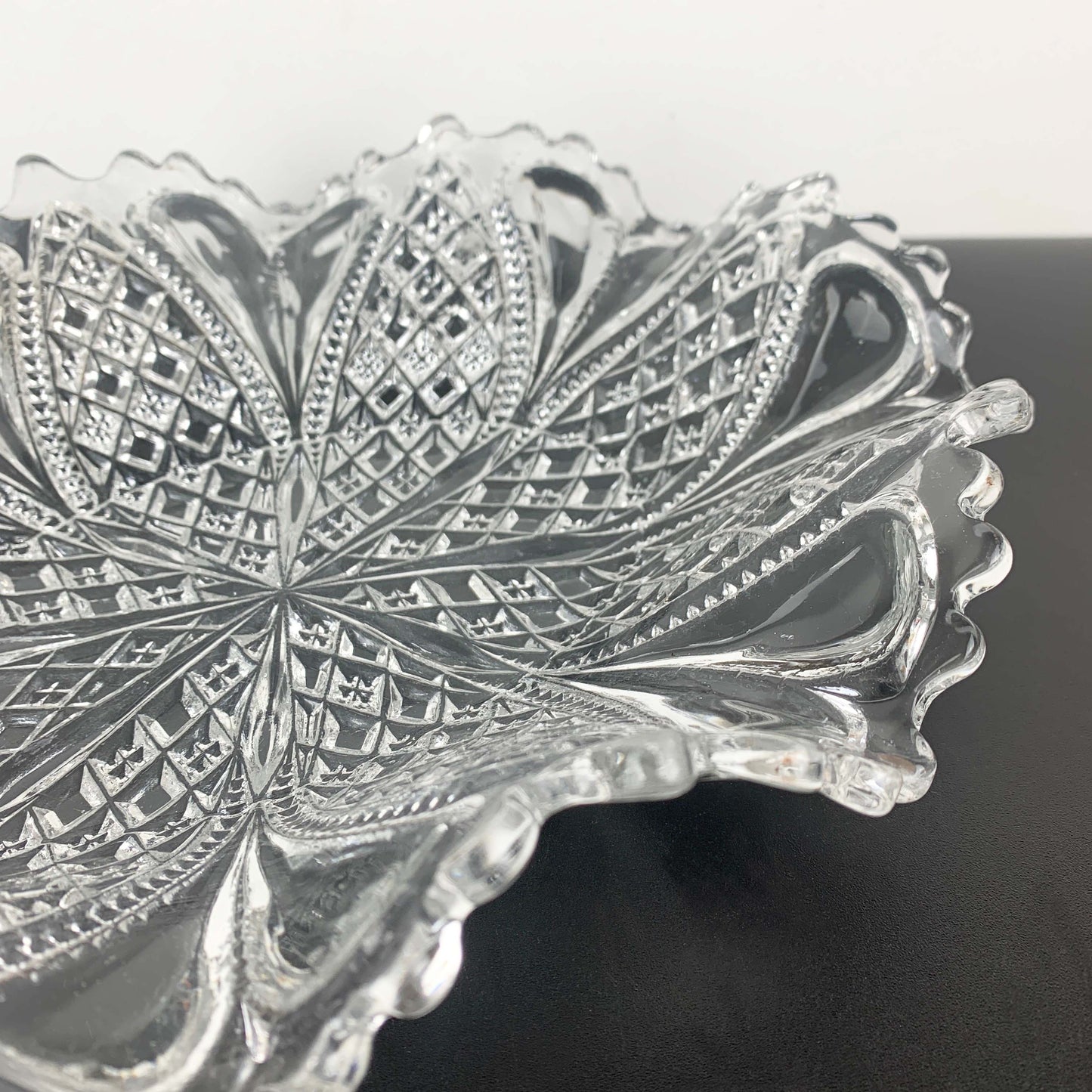 Davidson Glass 'William and Mary' Bowl c.1903