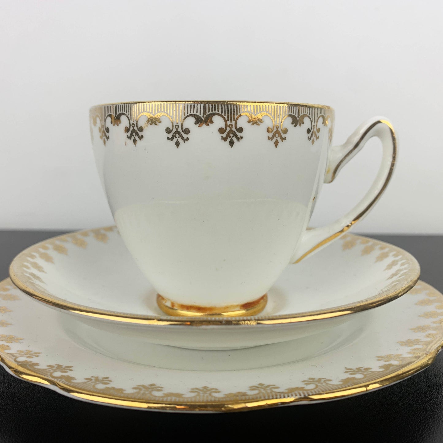 Gladstone China Gold Fleur de Lys Trio