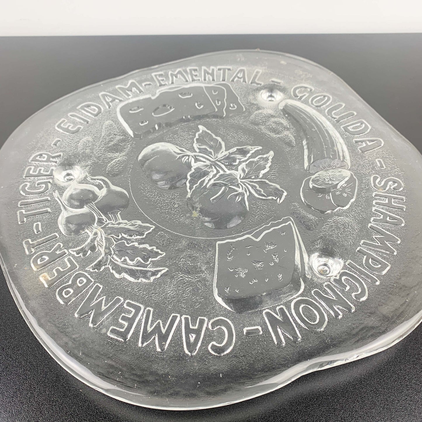 Pukeberg Art Glass Cheese Platter by Uno Westerberg
