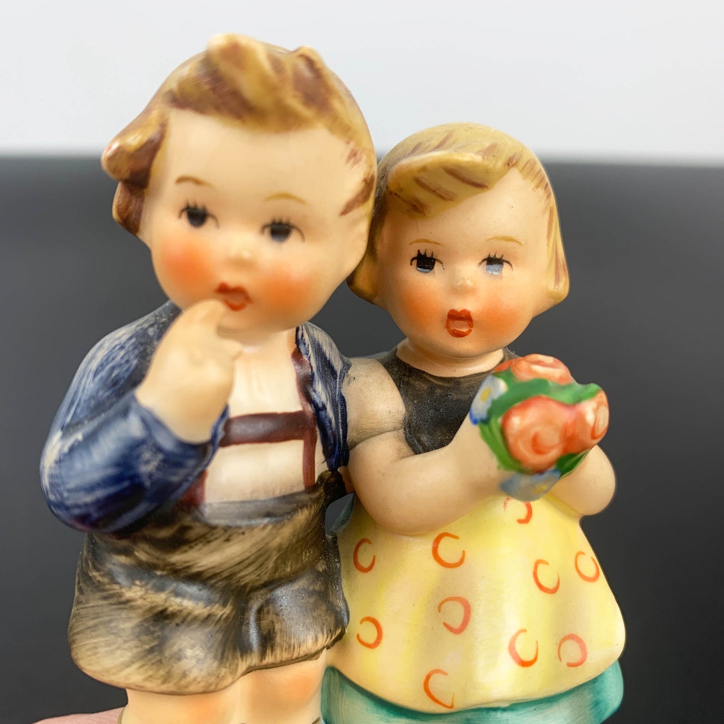 Hummel (Goebel) 'We Congratulate' Figurine