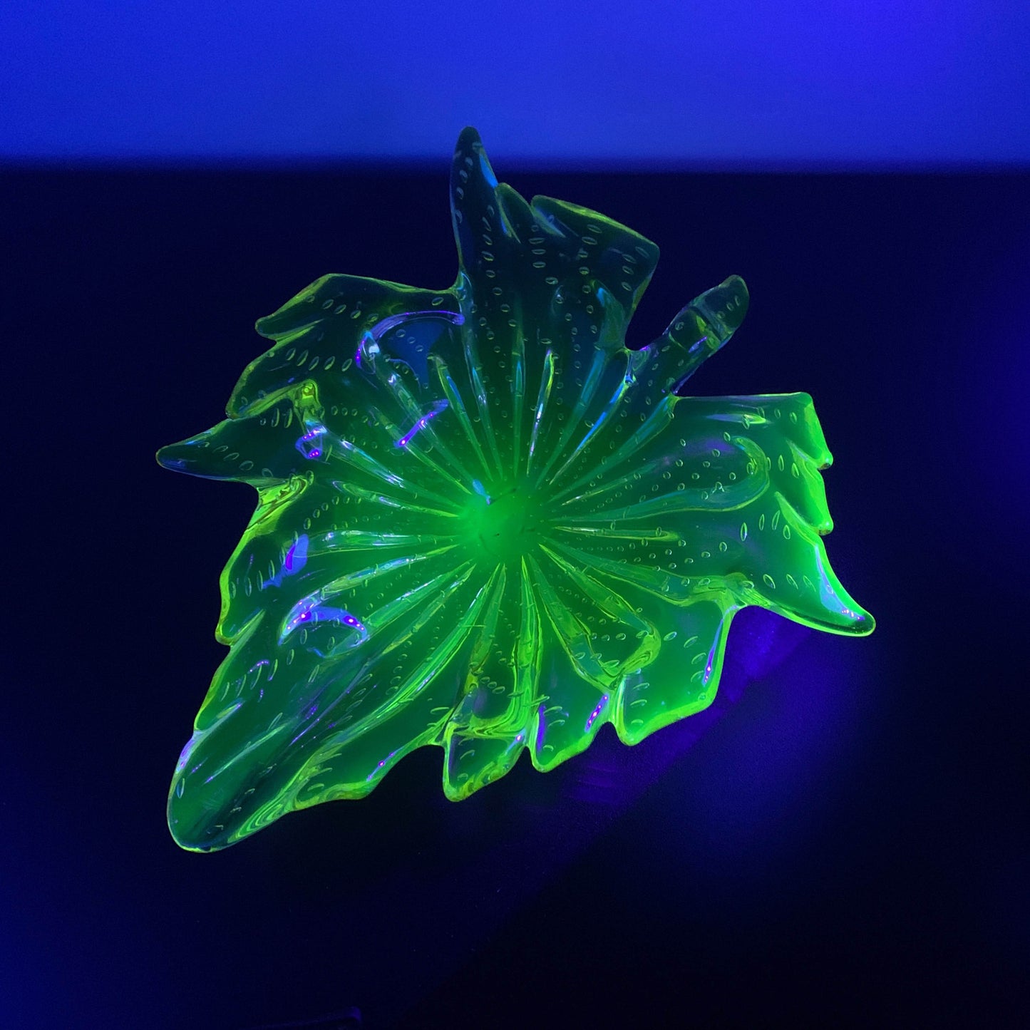 Murano Uranium Amber Art Glass Centrepiece