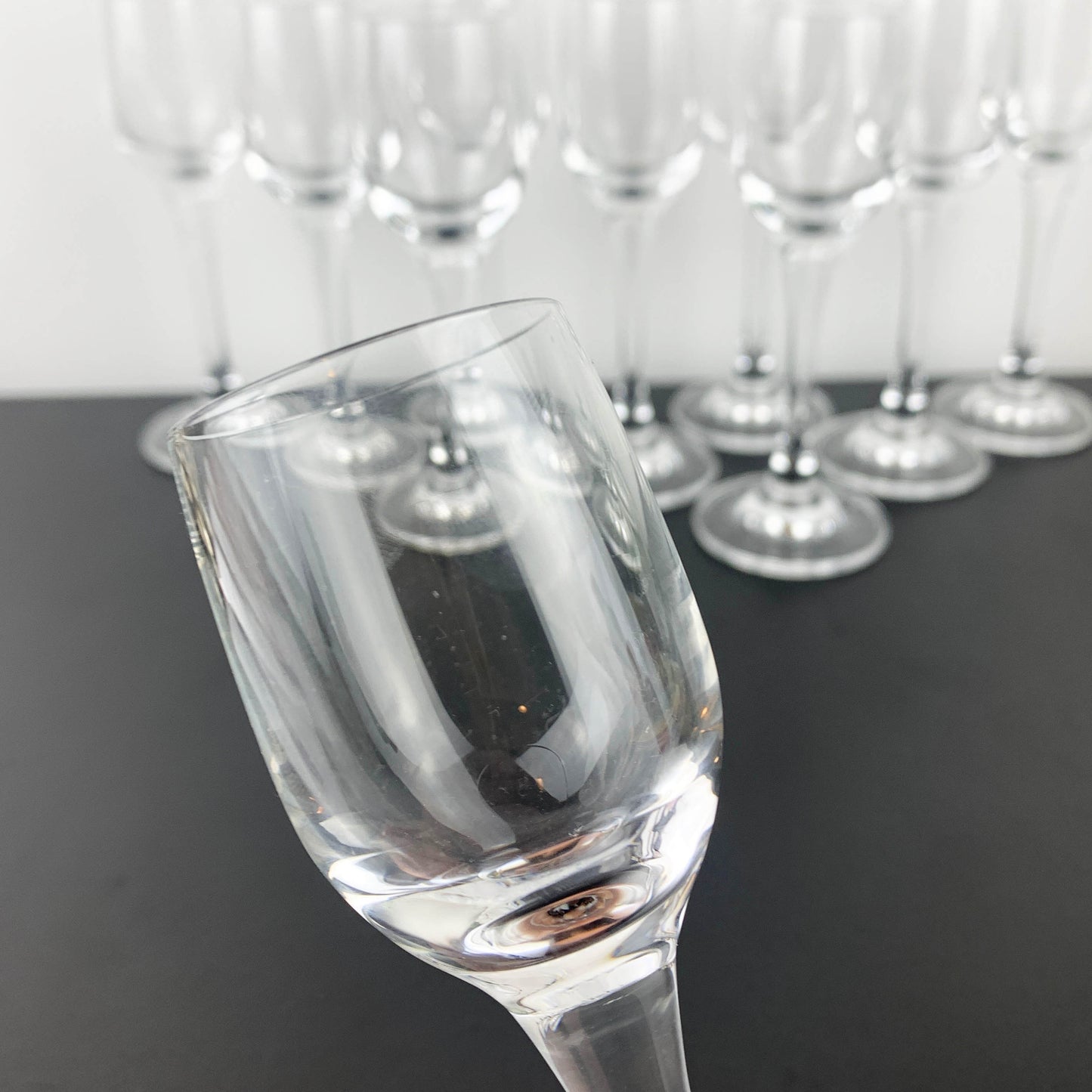 Inn Crystal Tall Stemmed Cordial and Aperitif Glass Set