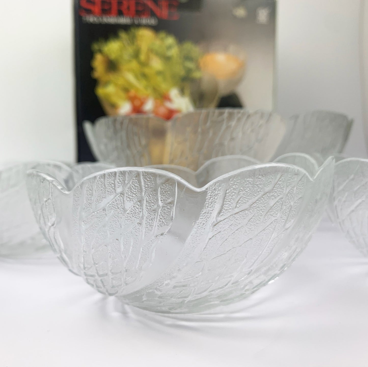 7 piece dessert bowl set with bark pattern