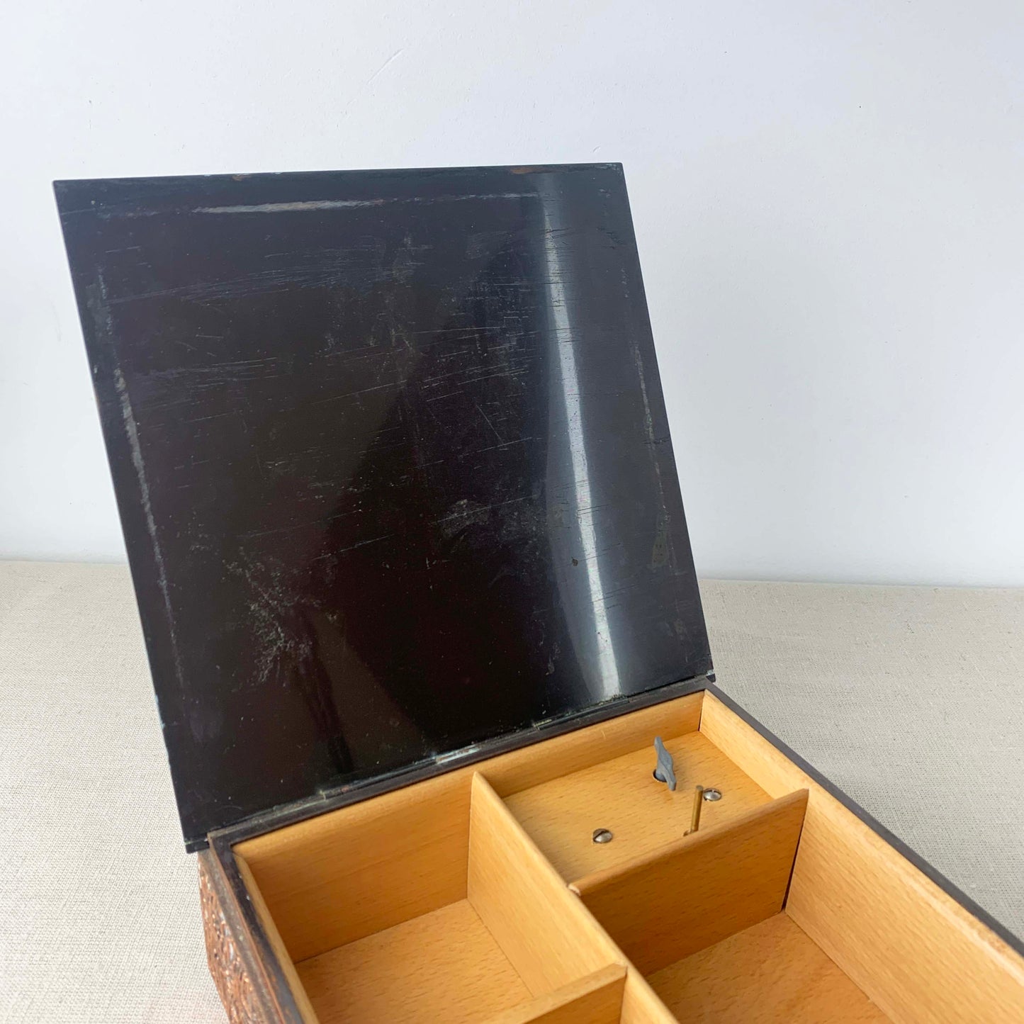 Lador Switzerland Copper Musical Jewellery Box