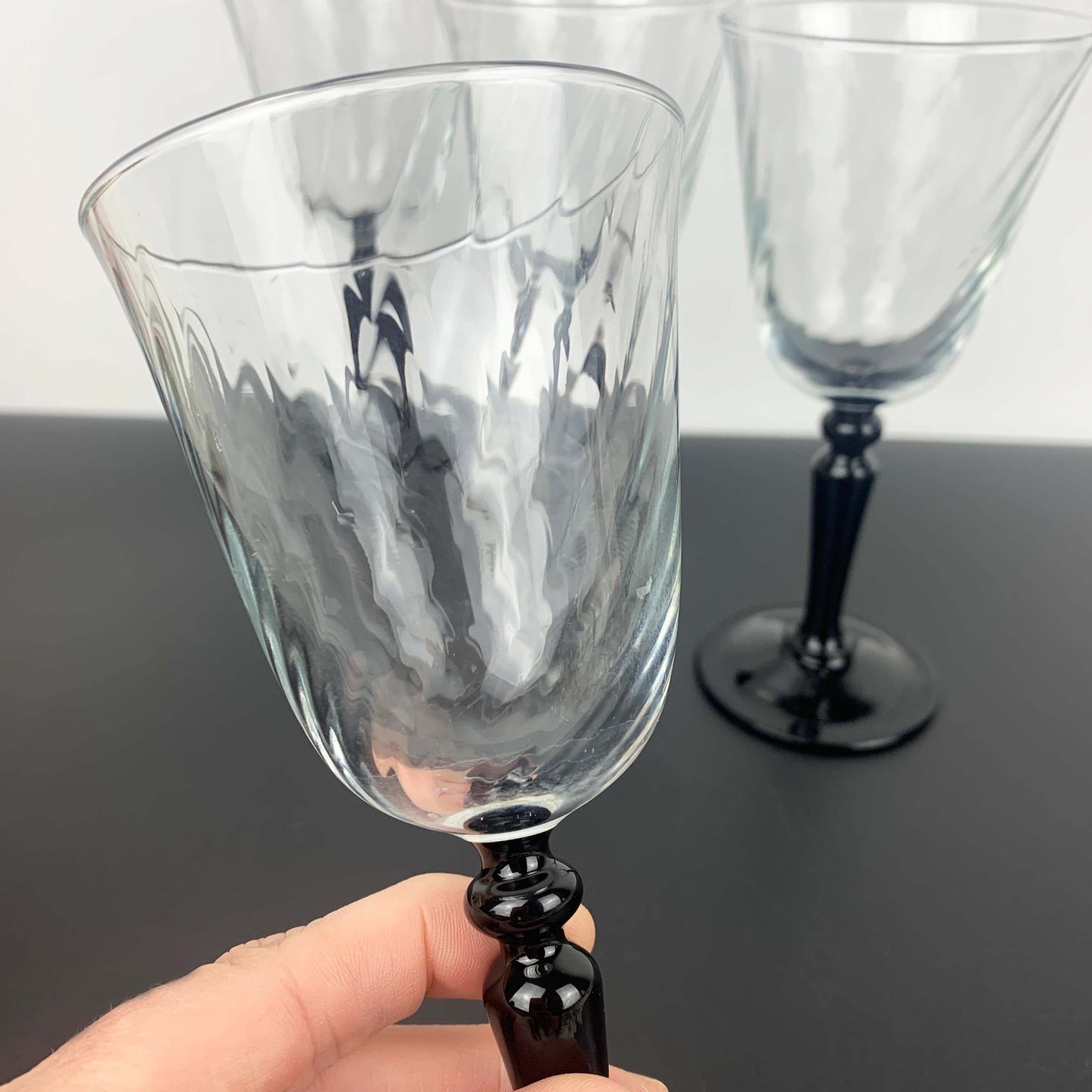 Luminarc 'Swirl' Onyx Wine Glass Set