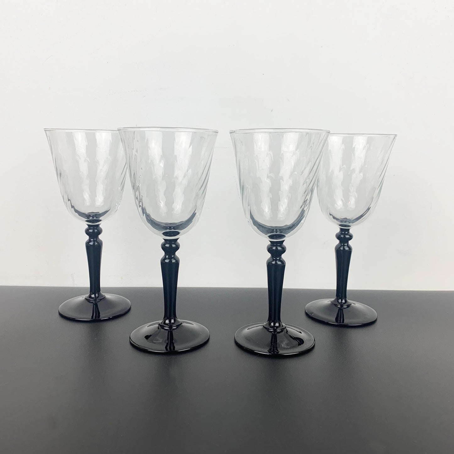 Luminarc 'Swirl' Onyx Wine Glass Set