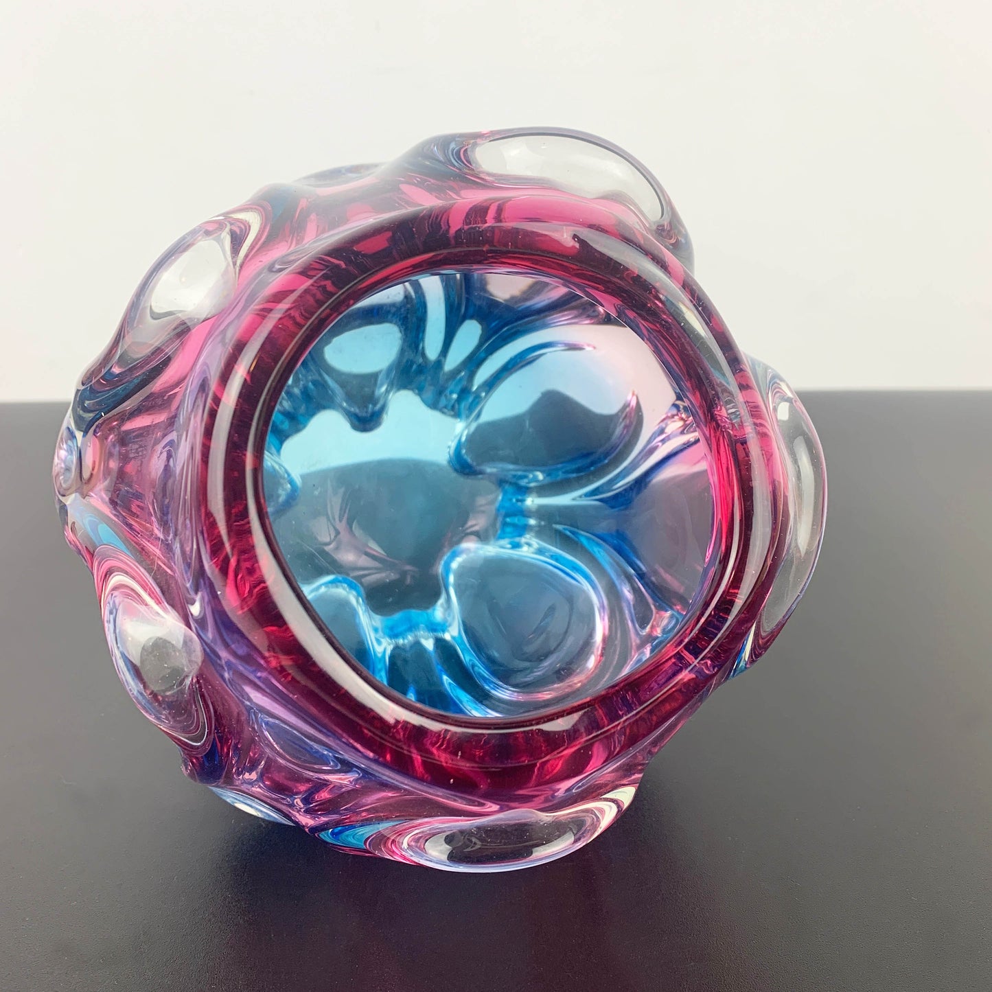Sanyu Glass Japan Ombre Art Glass Vase