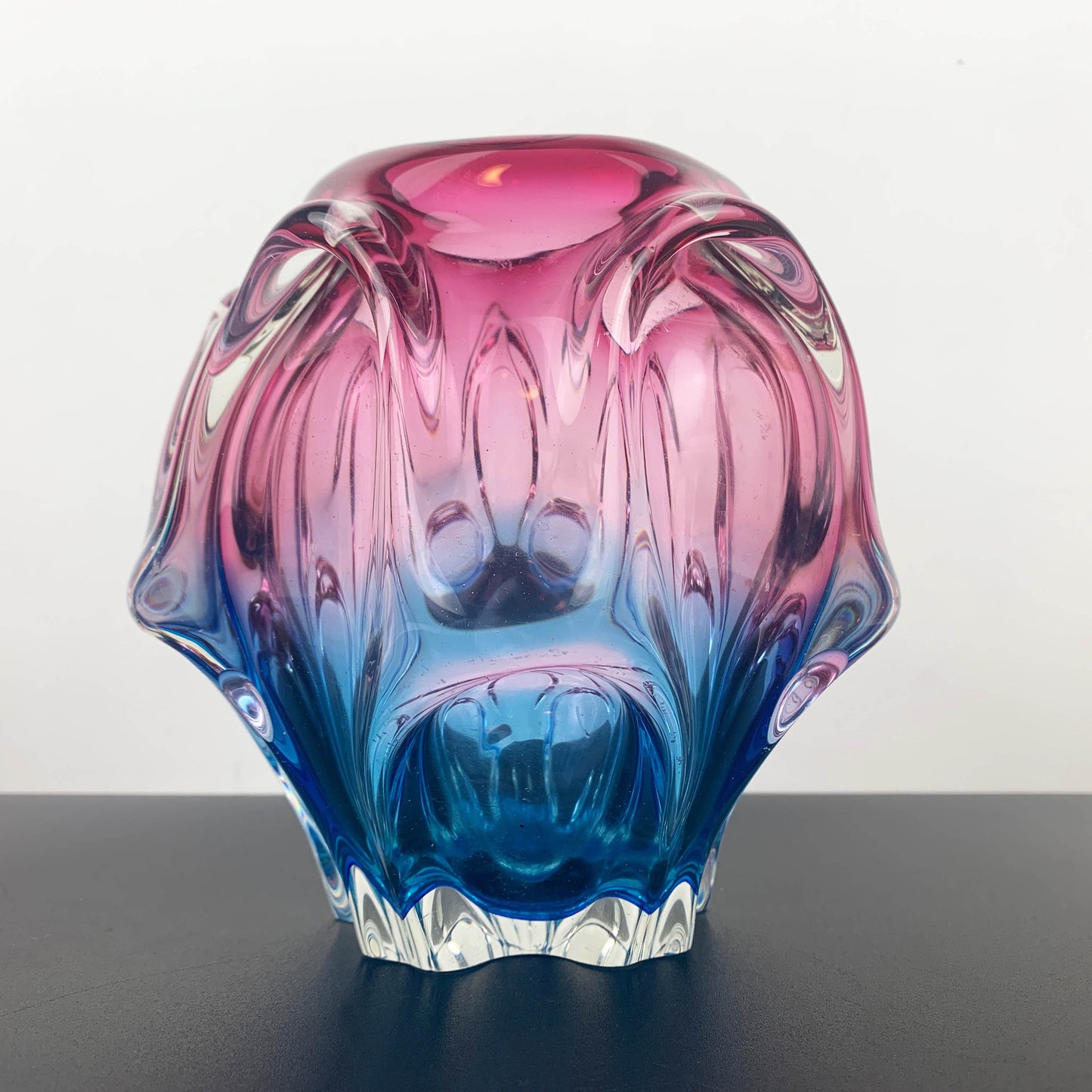 Sanyu Glass Japan Ombre Art Glass Vase