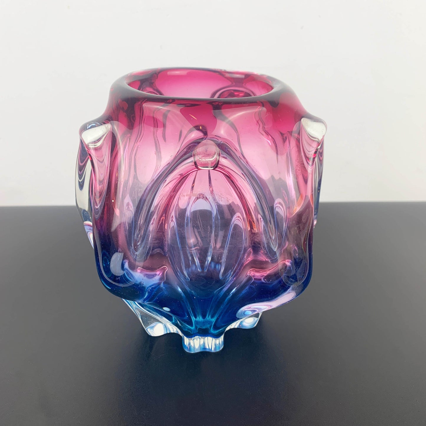 Sanyu Glass Japan Ombre Art Glass Vase