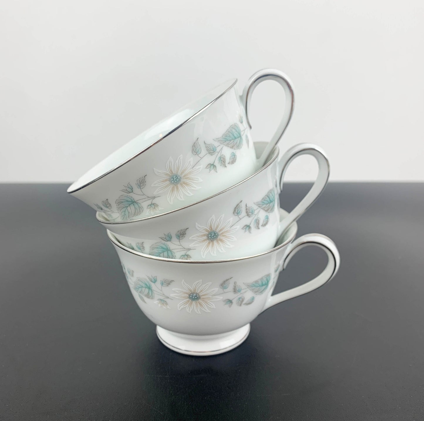Noritake 'Wellesley' Footed Tea Cup