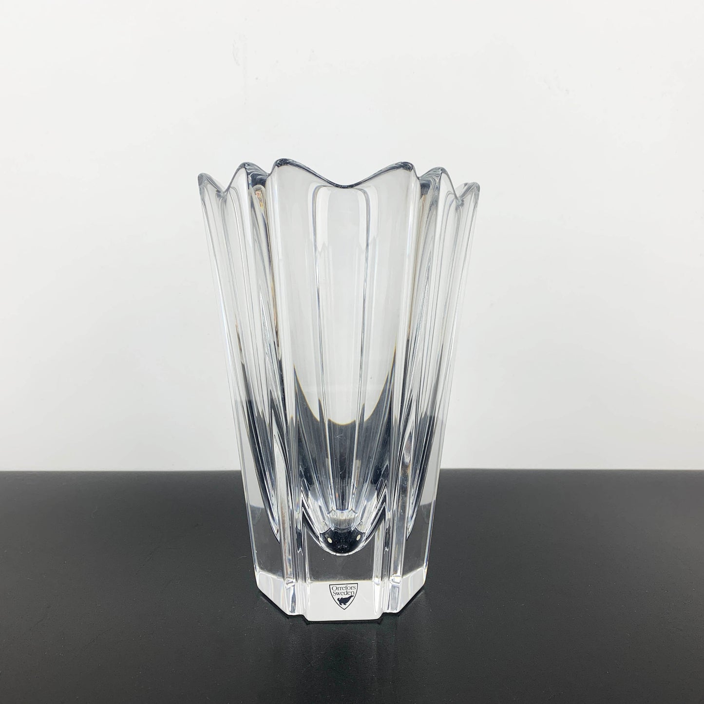 Orrefors 'Corona' Vase - Lars Hellsten Design