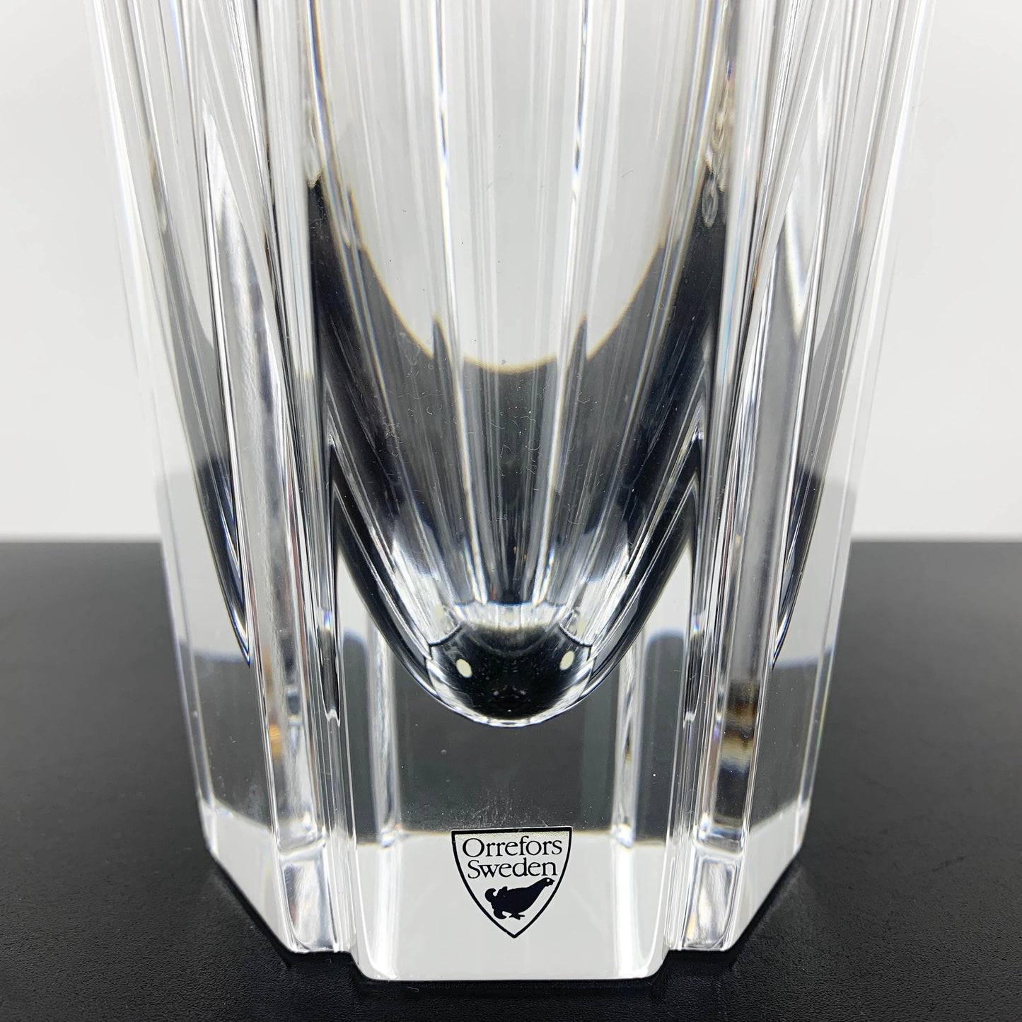 Orrefors 'Corona' Vase - Lars Hellsten Design