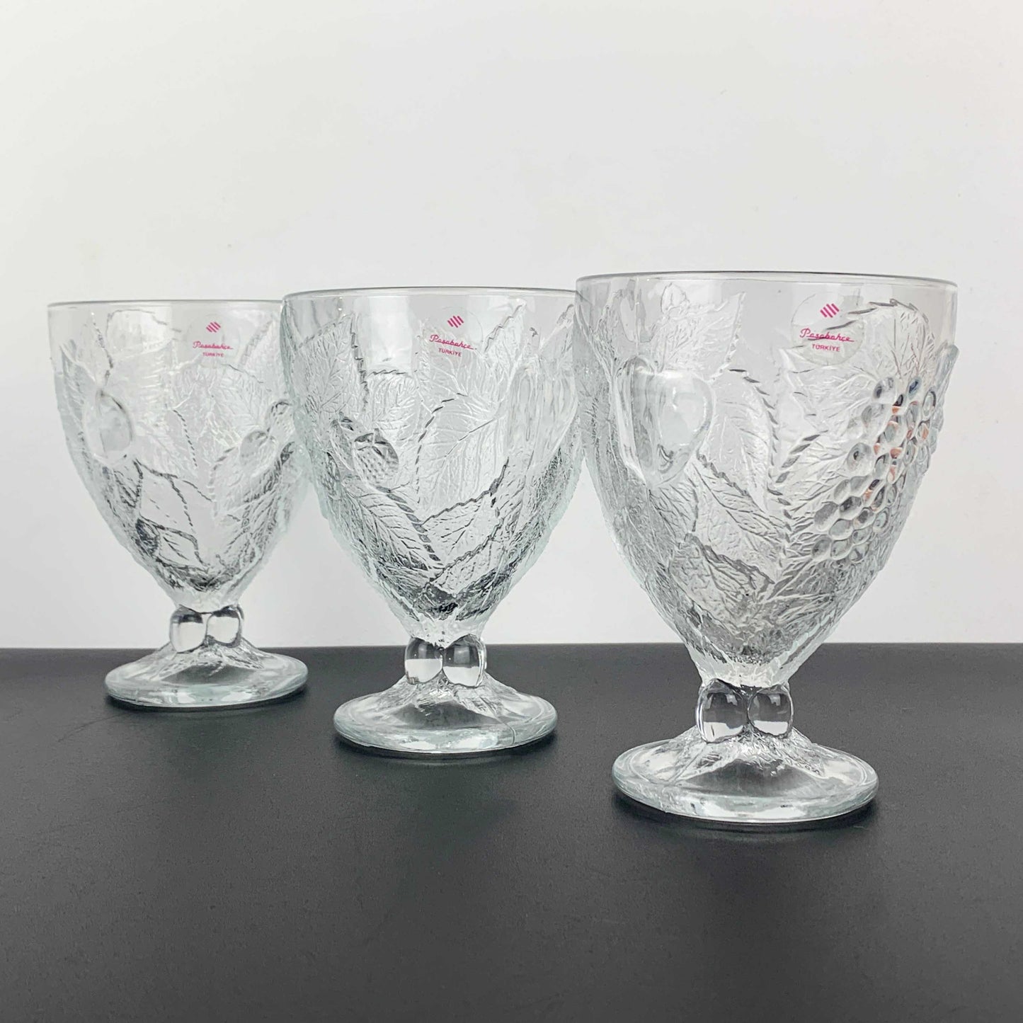 Pasabahce Turkey Piknik Embossed Sundae Bowl Set
