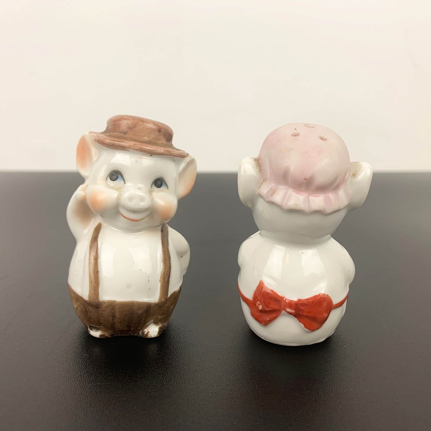 Pig Couple Salt and Pepper Shakers