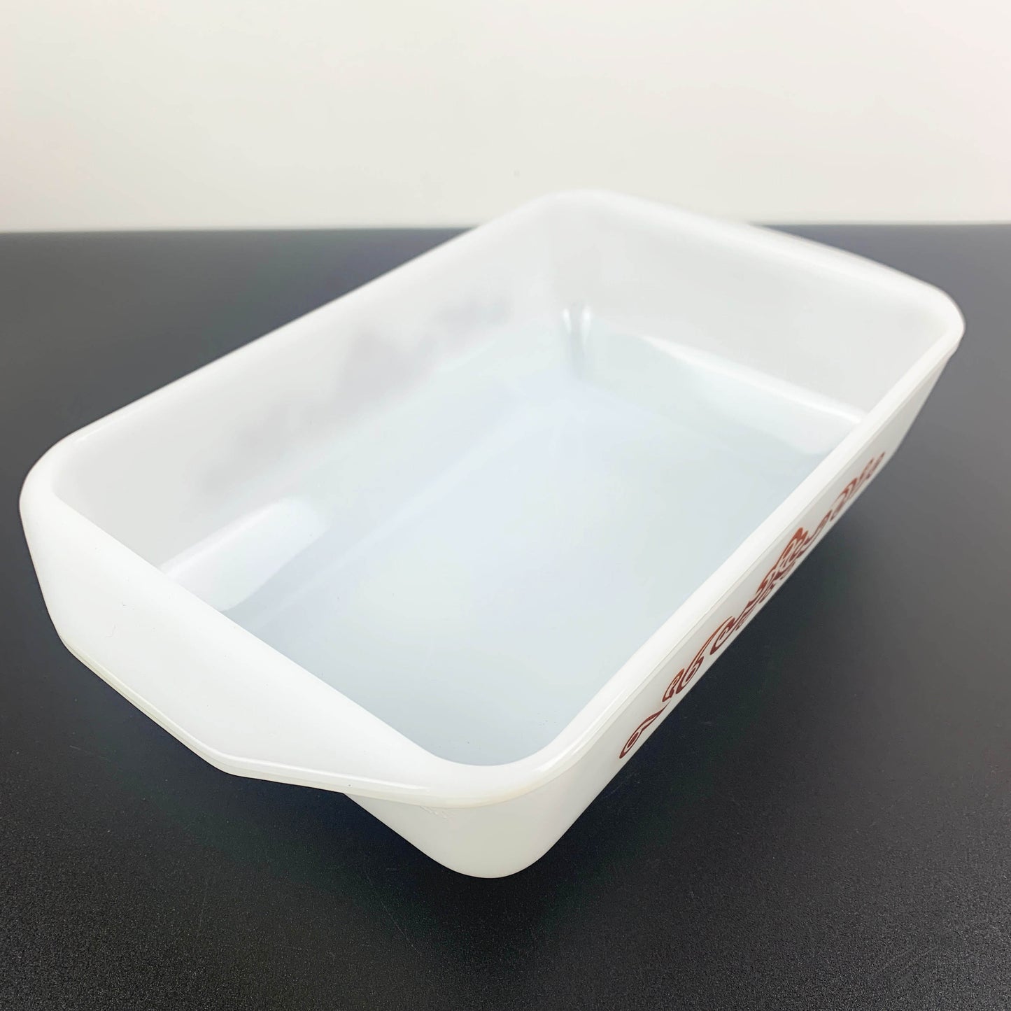 Rare Pyrex (Australia) Royal Garland Casserole Dish - Limited Production