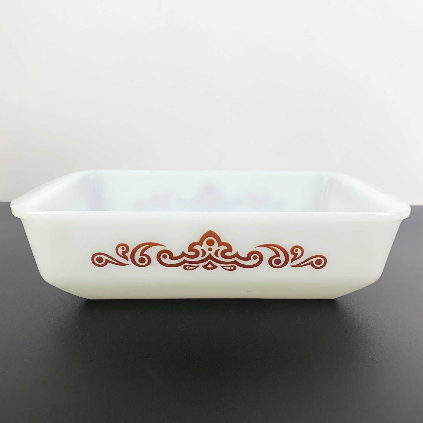 Rare Pyrex (Australia) Royal Garland Casserole Dish - Limited Production