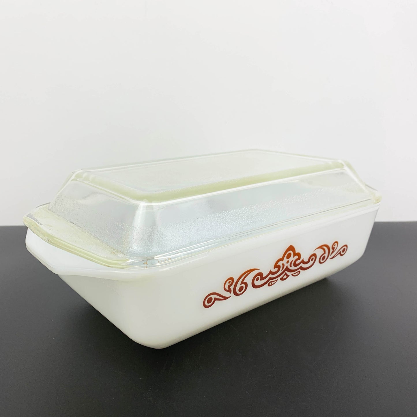 Rare Pyrex (Australia) Royal Garland Casserole Dish - Limited Production