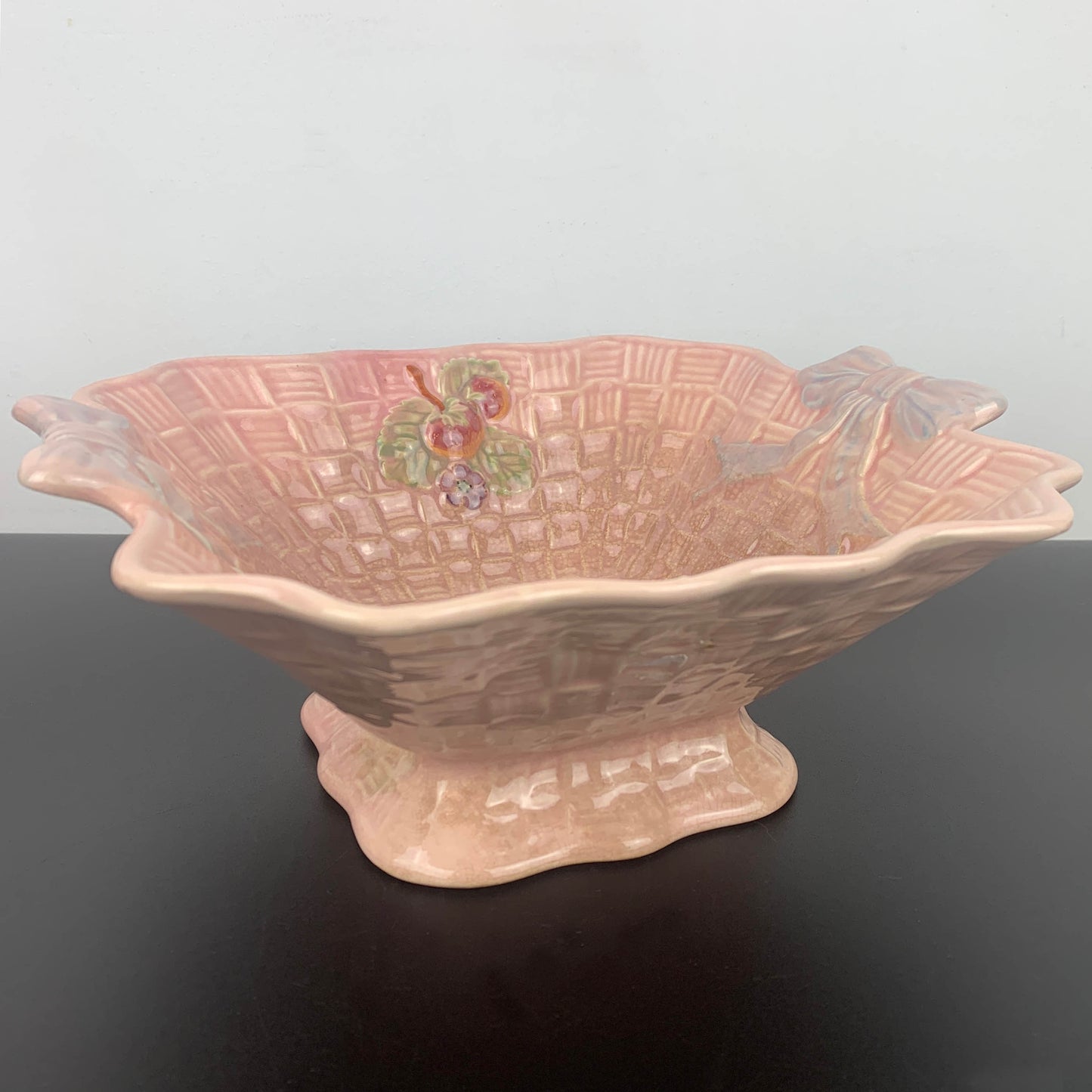 Shorter & Son Footed Fruit Bowl