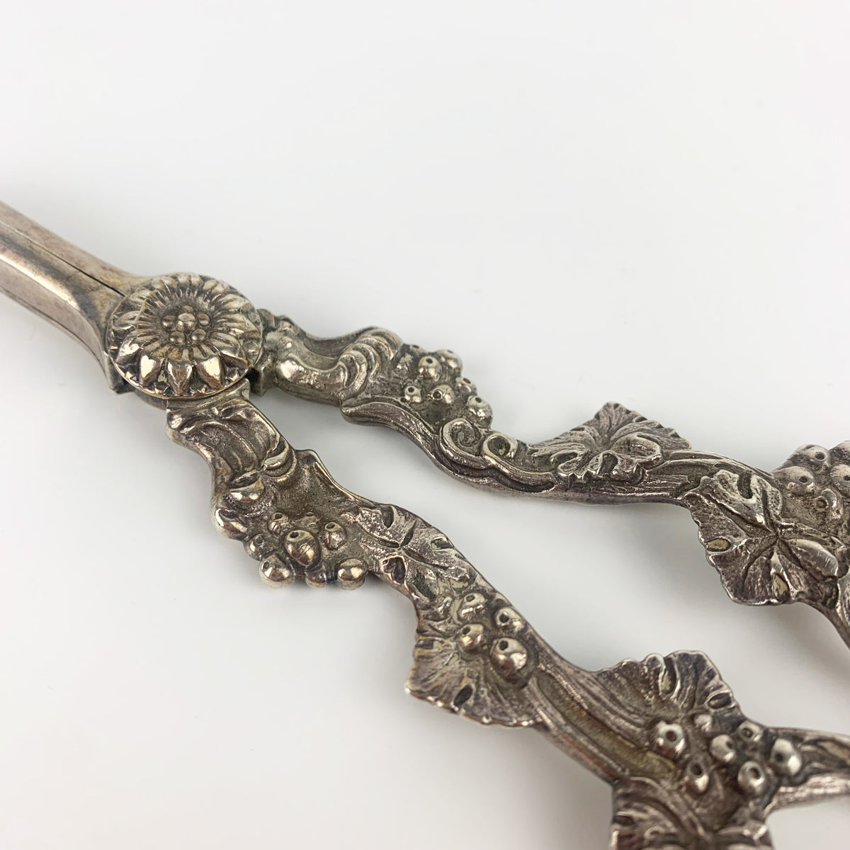 Sterling Silver Ornate Grape Scissors R. E. Porter Birmingham