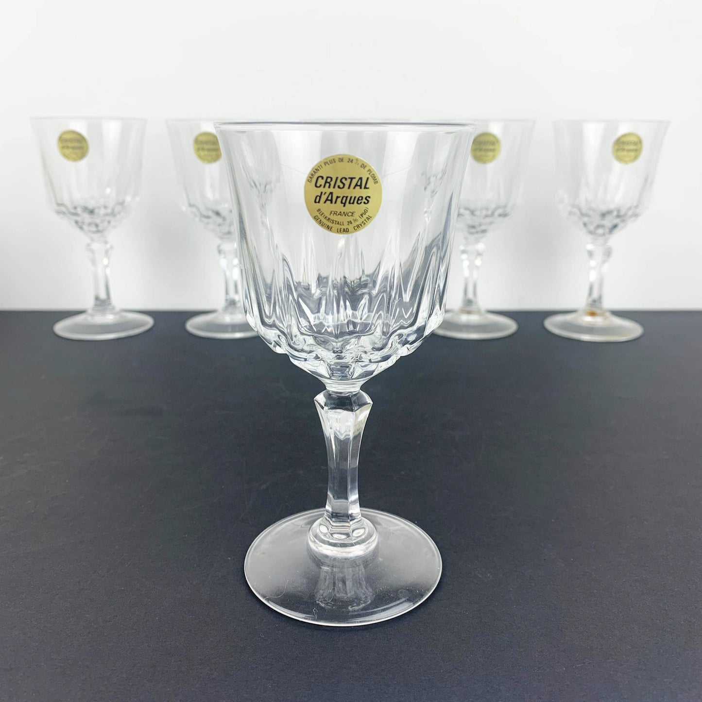 Cristal D'Arques 'St Germain' collectible wine glass