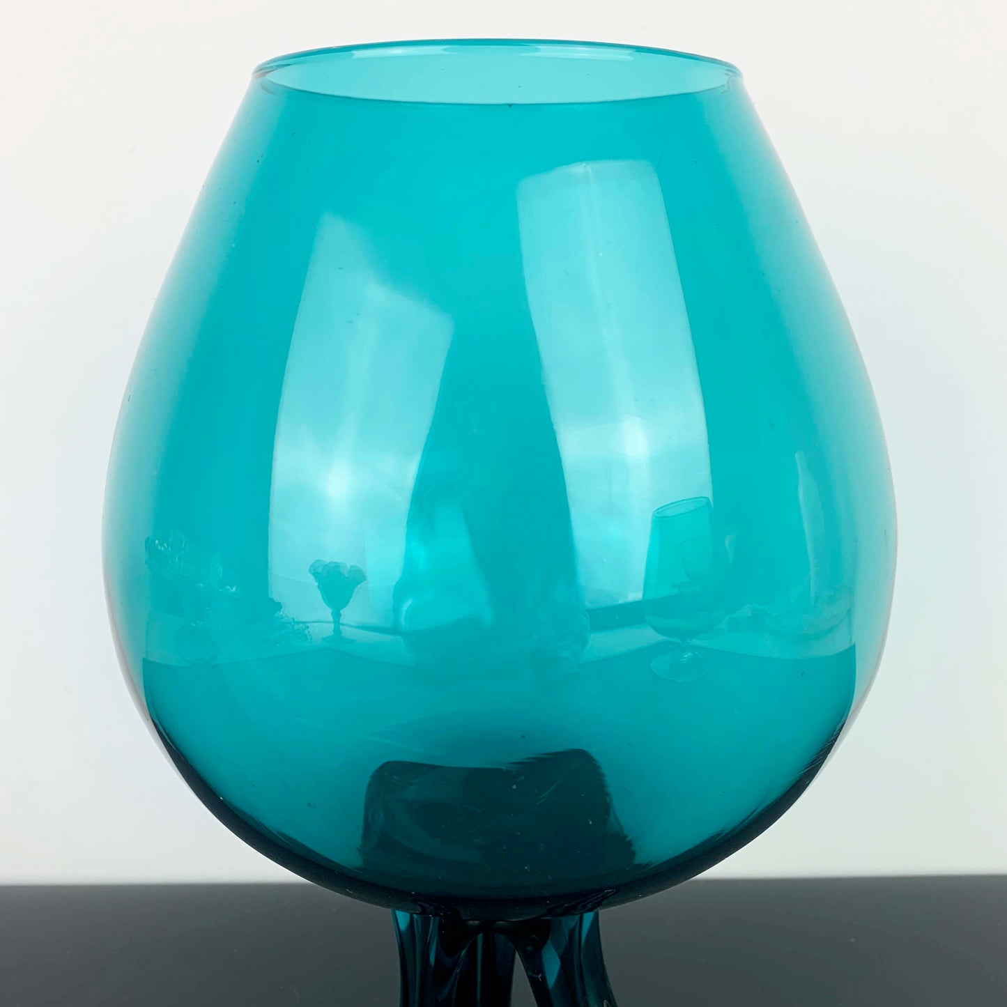 Oversize Art Glass Brandy Balloon