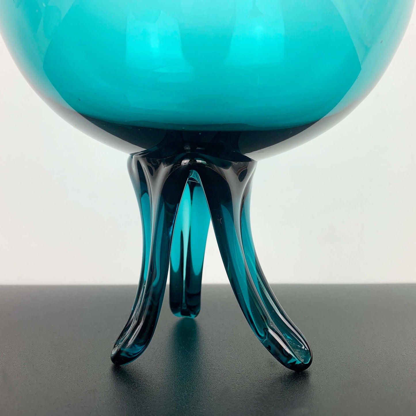 Oversize Art Glass Brandy Balloon