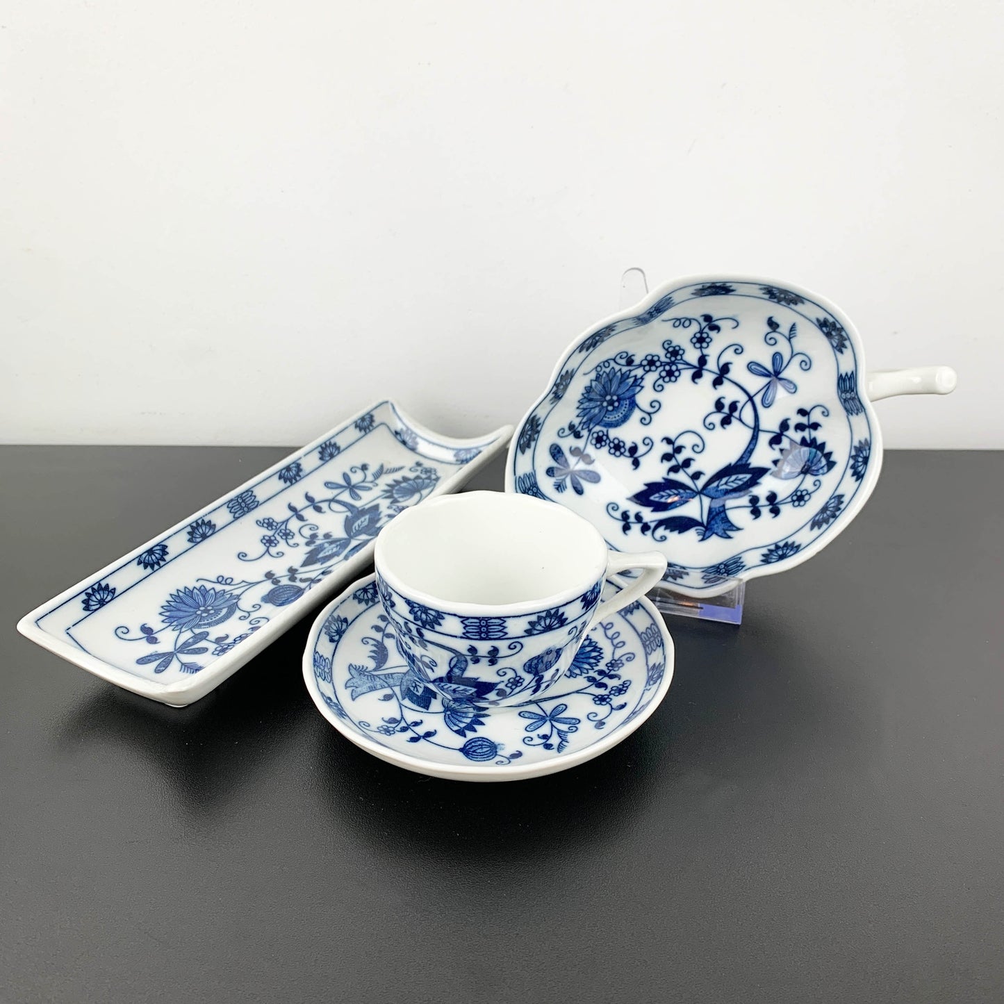 Vienna Woods Meissen Blue Collectible China